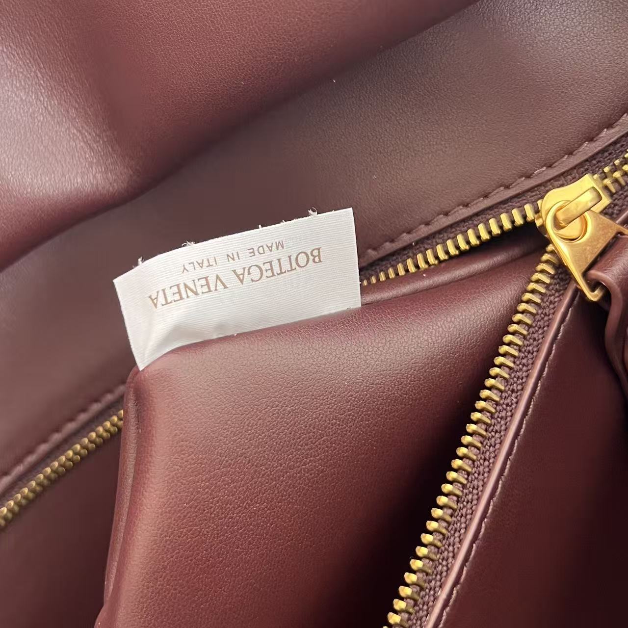 托特 Middle BV Bottega Veneta Barbara Woven Zip Tote Bag (sheepskin) 红色平面- J0-868327