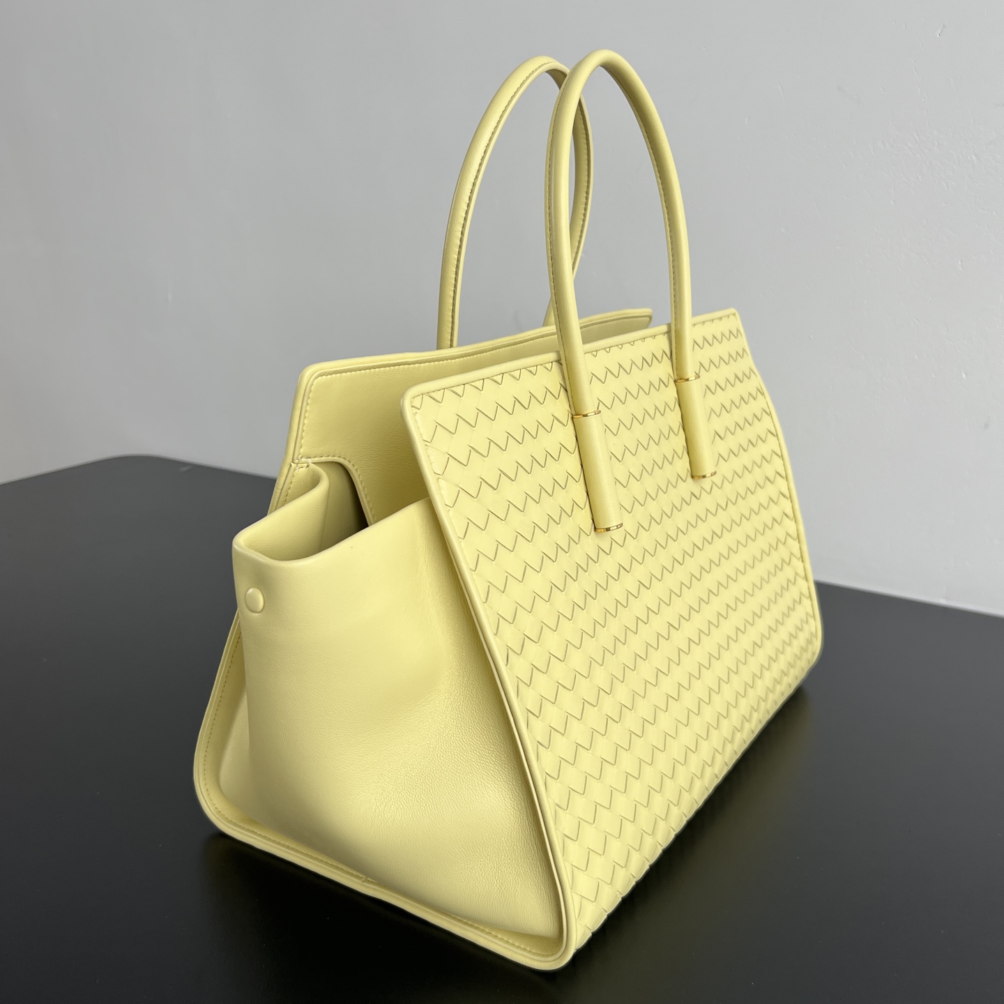 托特 Middle BV Bottega Veneta Intreccio Woven Zip Tote Bag (sheepskin) 黄色- J0-868327V5KD07263