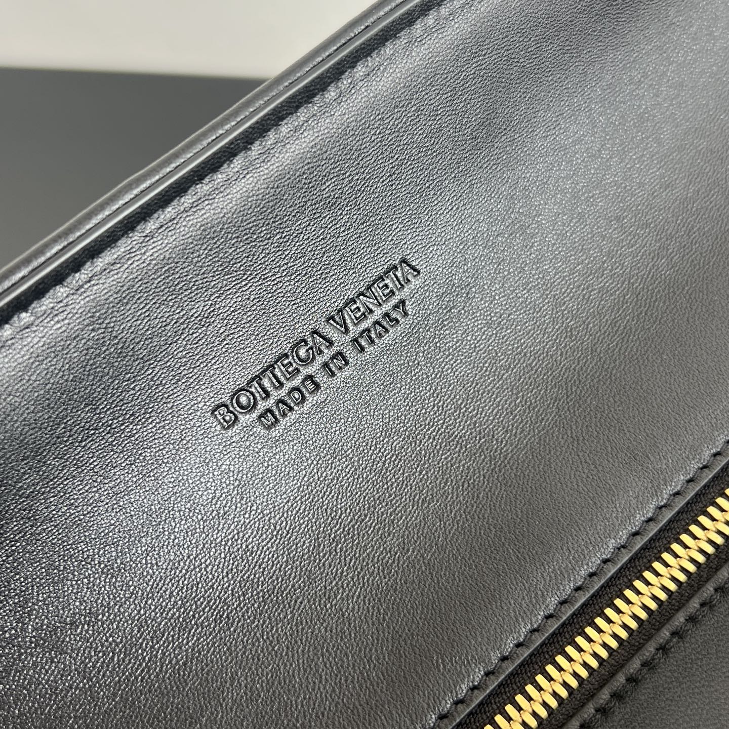 托特 Middle BV Bottega Veneta Intreccio Woven Zip Tote Bag (sheepskin) 黑色- J0-868327V5KD01007