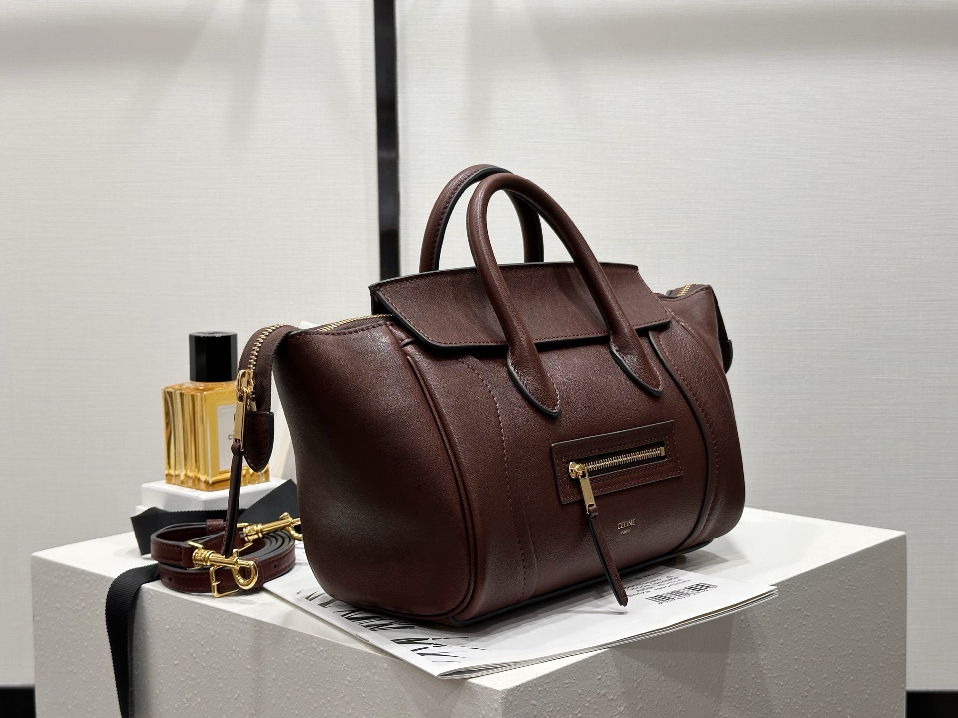 小号 CELINE Luggage 赛琳  单肩 手提包  羊皮 三色 124213