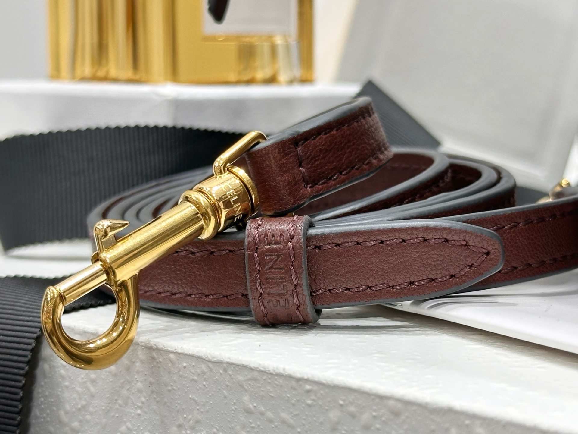小号 CELINE Luggage 赛琳  单肩 手提包  羊皮 三色 124213