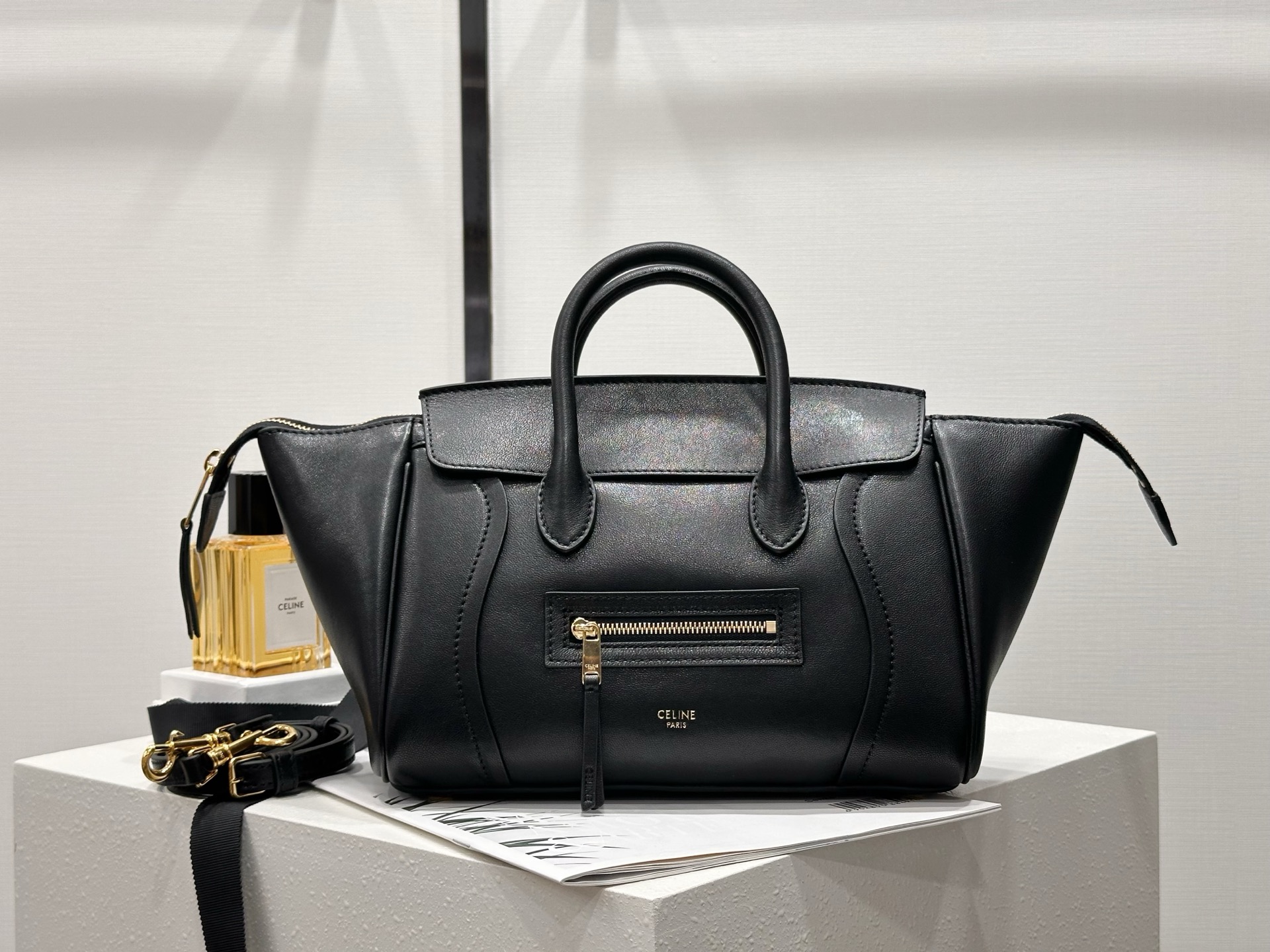 小号 CELINE Luggage 赛琳  单肩 手提包  羊皮 三色 124213
