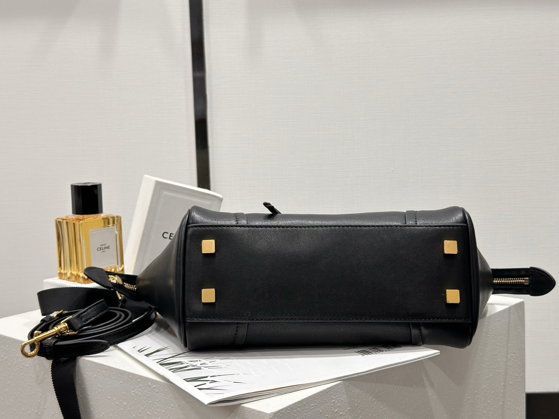 小号 CELINE Luggage 赛琳  单肩 手提包  羊皮 三色 124213