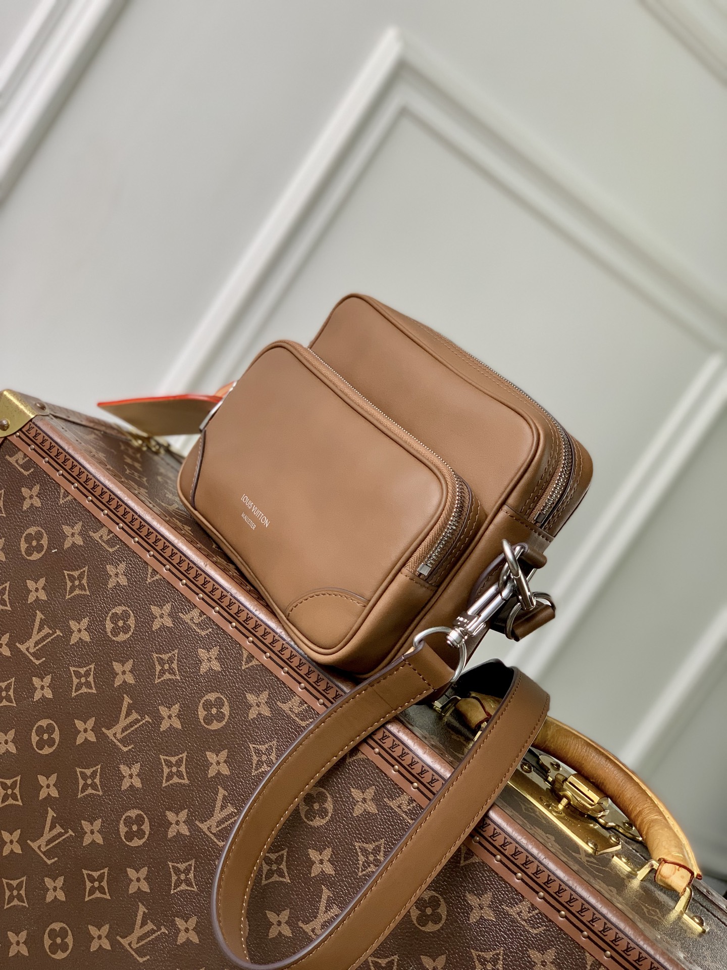 超大号 LOUIS VUITTONNANO LV NiI XL  单肩 手提包 牛皮 焦糖色F0-M27999