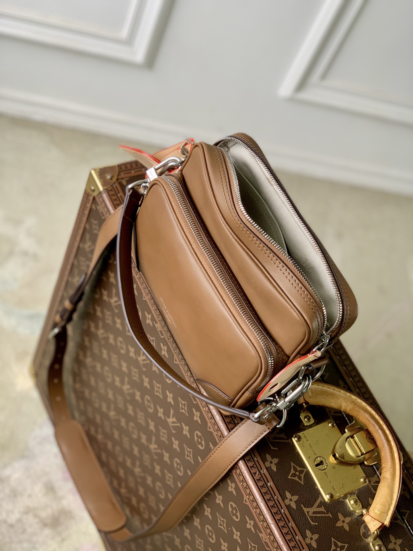 超大号 LOUIS VUITTONNANO LV NiI XL  单肩 手提包 牛皮 焦糖色F0-M27999