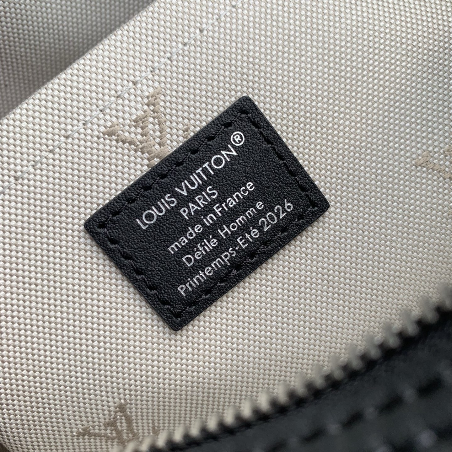 超大号 LOUIS VUITTONNANO LV NiI XL  单肩 手提包 牛皮 黑色F0- 