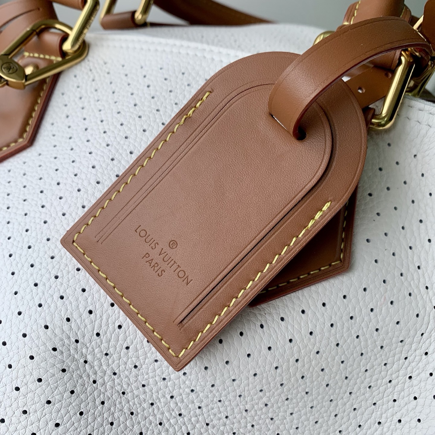超大号 LOUIS VUITTONNANO LV Speedy P9 Bandouliere 40 单肩 手提包 牛皮+羊皮  白色J0-M29330