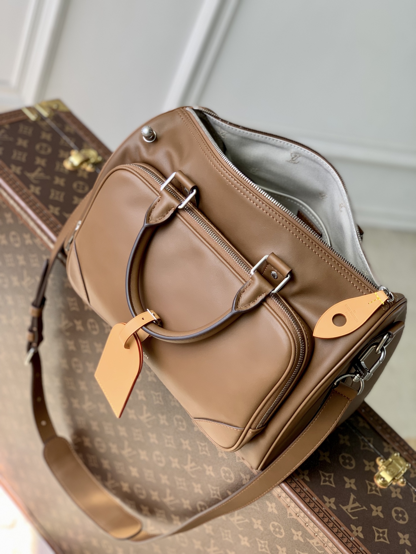 35CM LOUIS VUITTONNANO LV keepall CARGO BANDOULIERE 35 单肩 手提包 牛皮 焦糖色J0-M28100