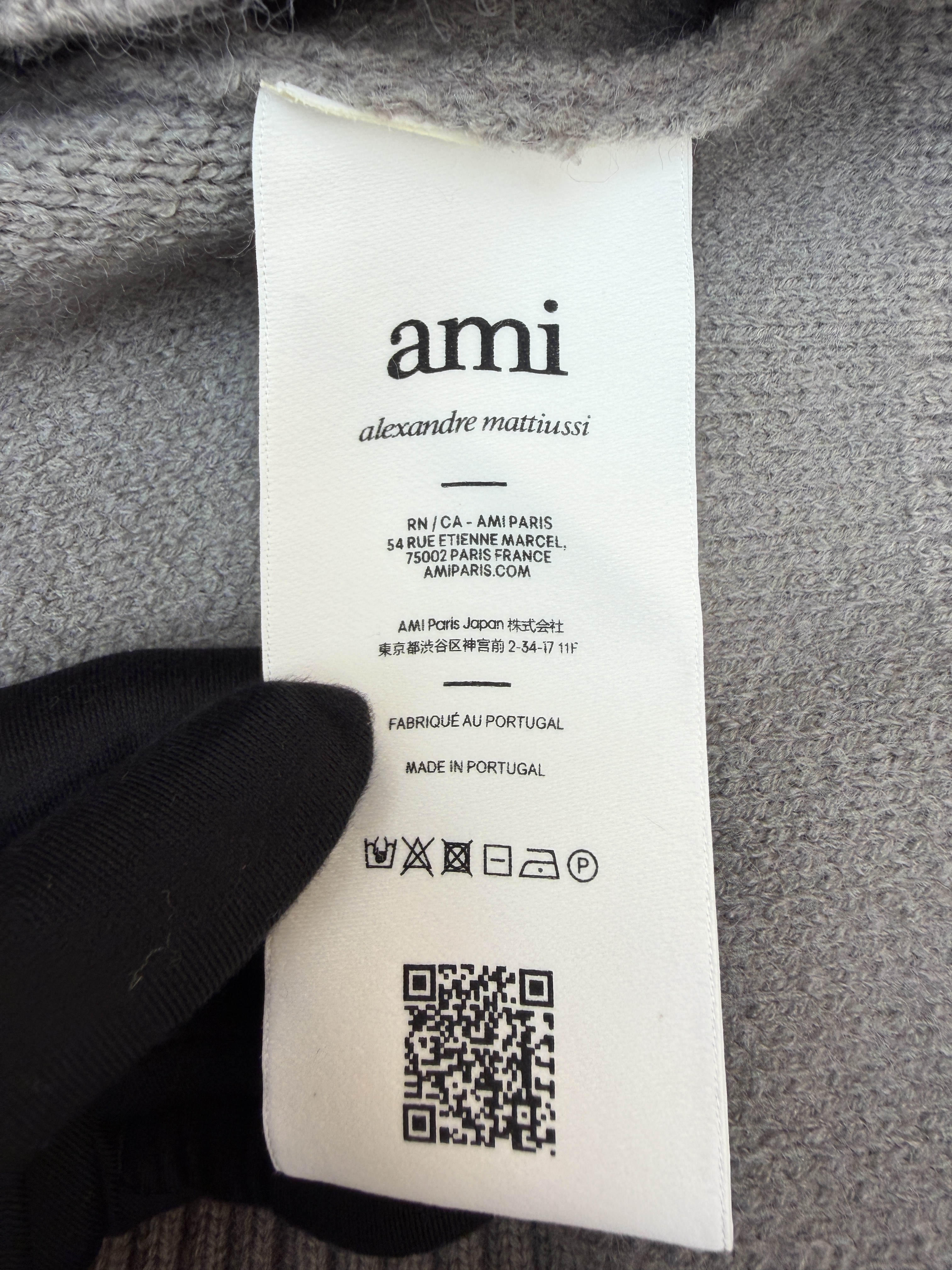 AMIPARIS 白色爱心提花圆领毛衣 套头 针织衫 外套 长袖 秋冬 灰色 黄色 藏蓝色 红色 蓝色  B0