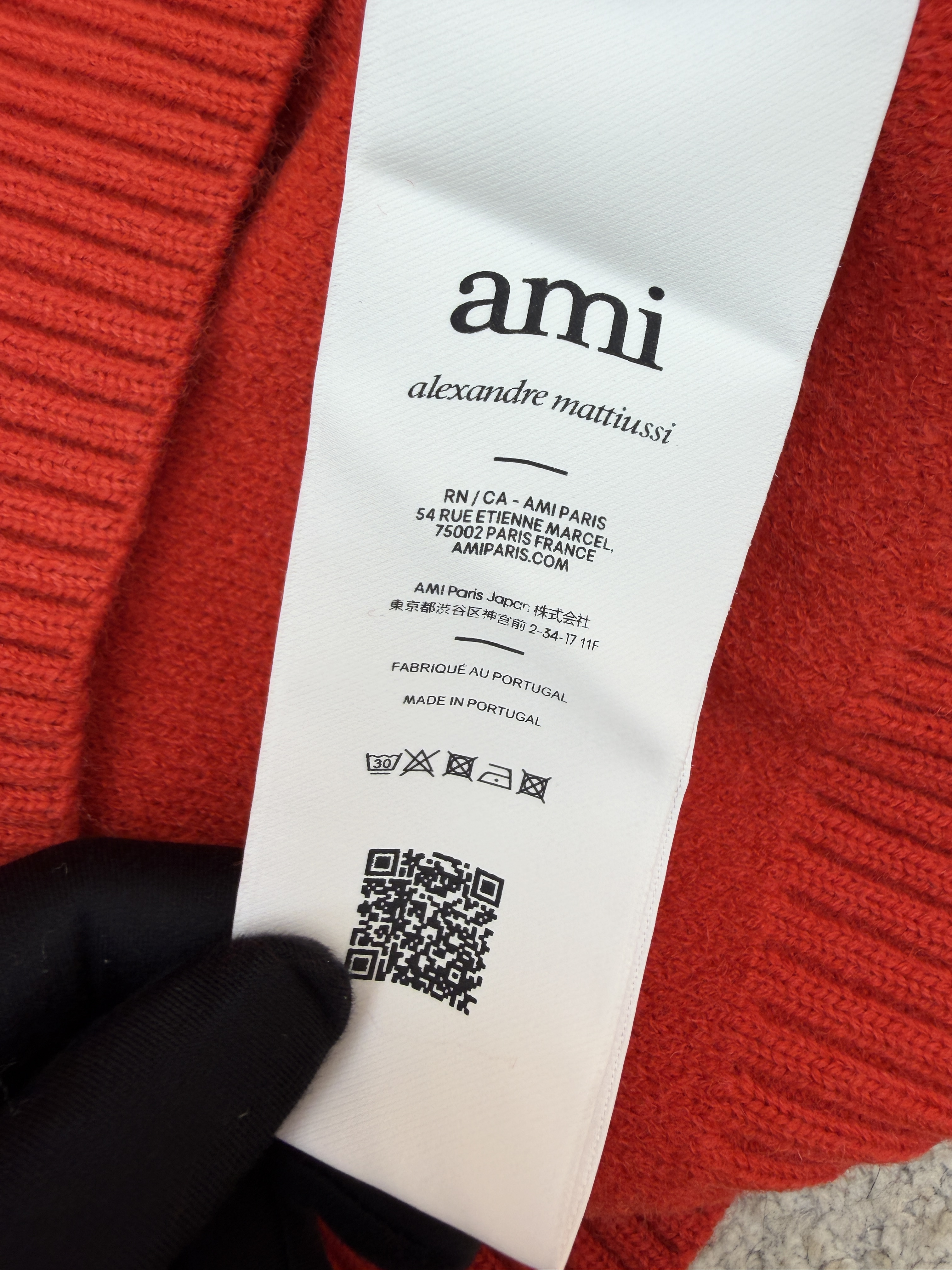 AMIPARIS 白色爱心提花圆领毛衣 套头 针织衫 外套 长袖 秋冬 灰色 黄色 藏蓝色 红色 蓝色  B0