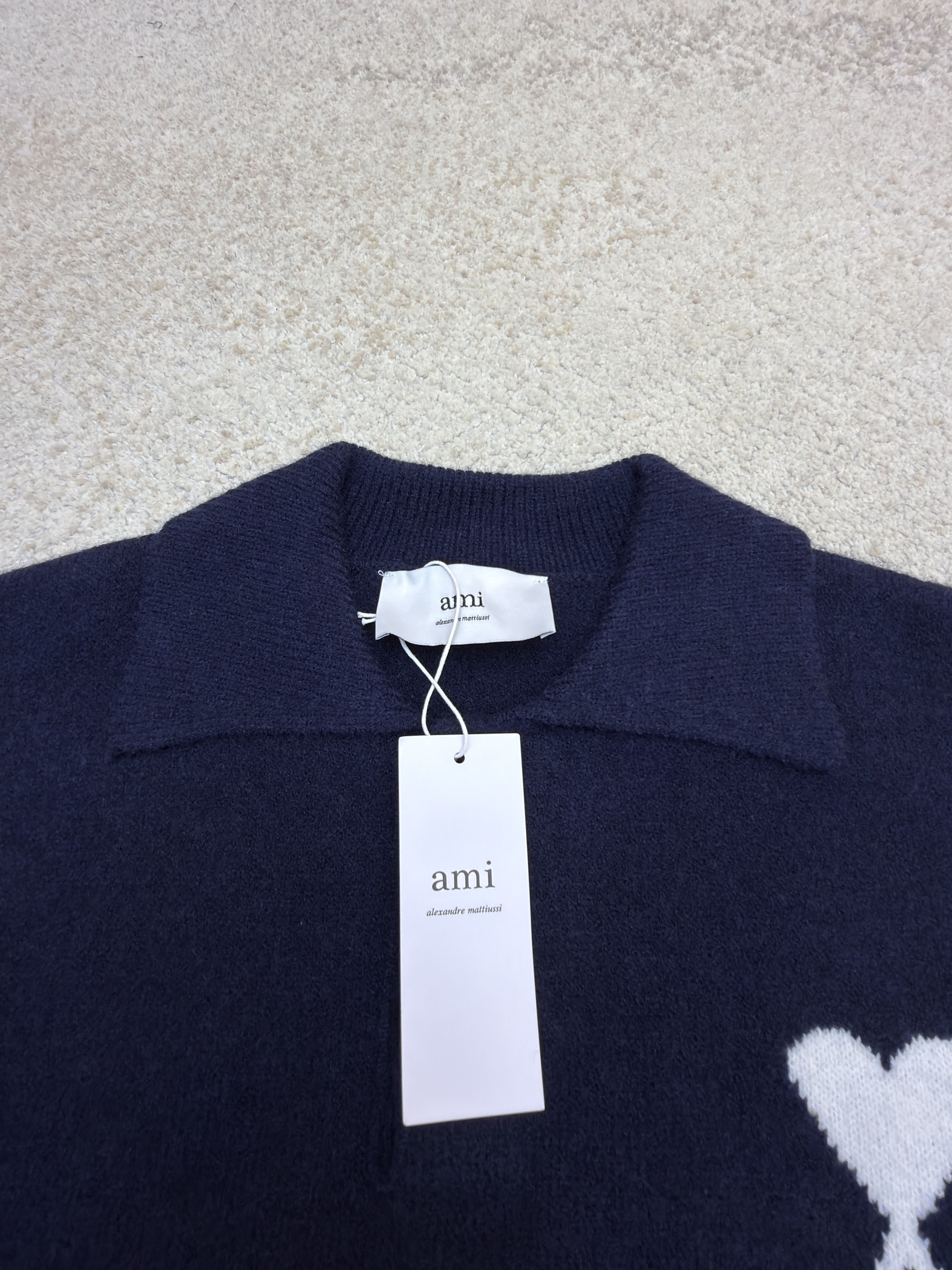 AMIPARIS 爱心提花针织Polo衫 毛衣 针织衫 外套 长袖 秋冬 藏蓝色 灰色 米白色 红色 B0
