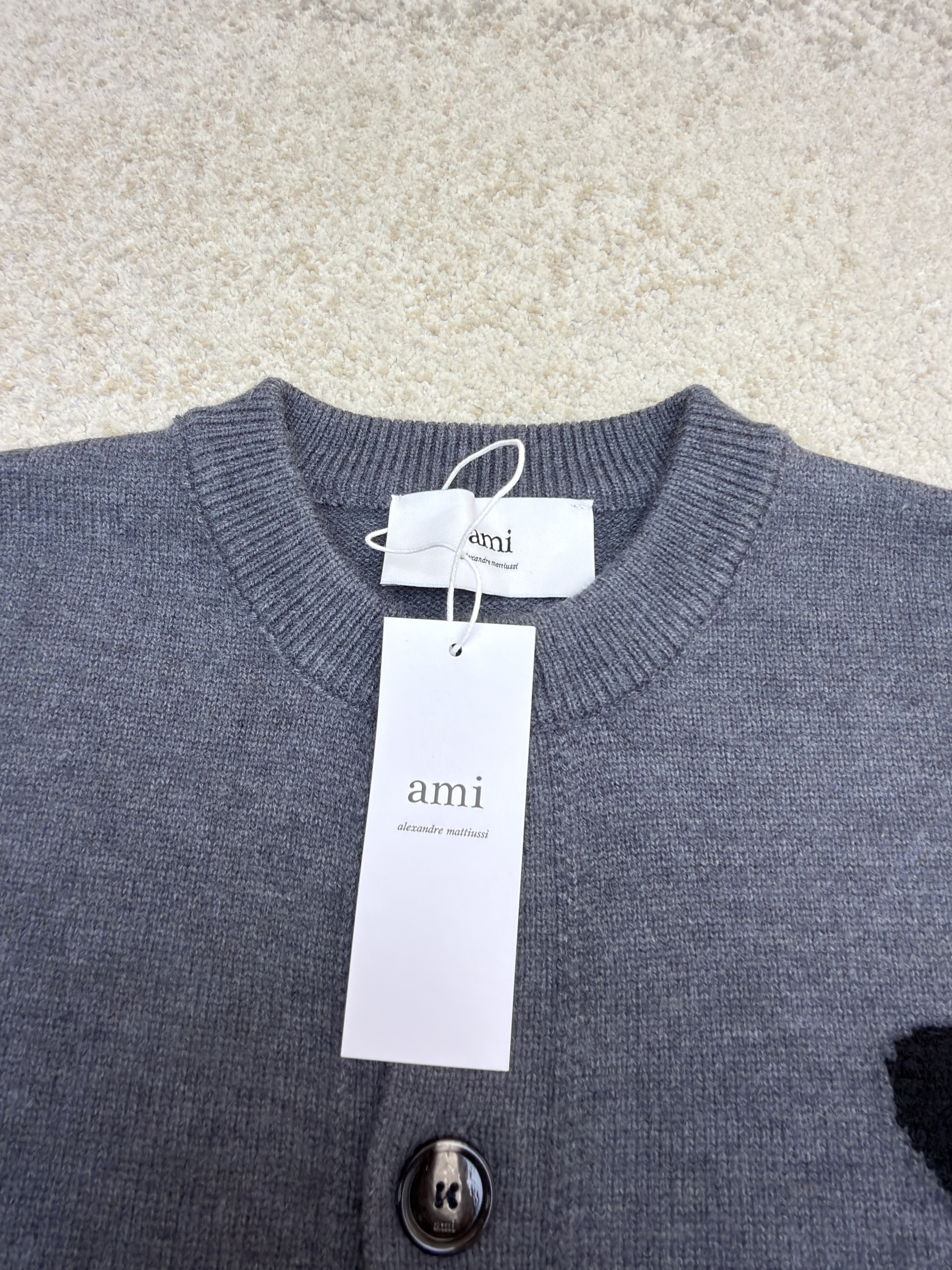 AMIPARIS 爱心提花针织开衫 毛衣 针织衫 外套 长袖 秋冬 藏蓝色 灰色 米白色 B0