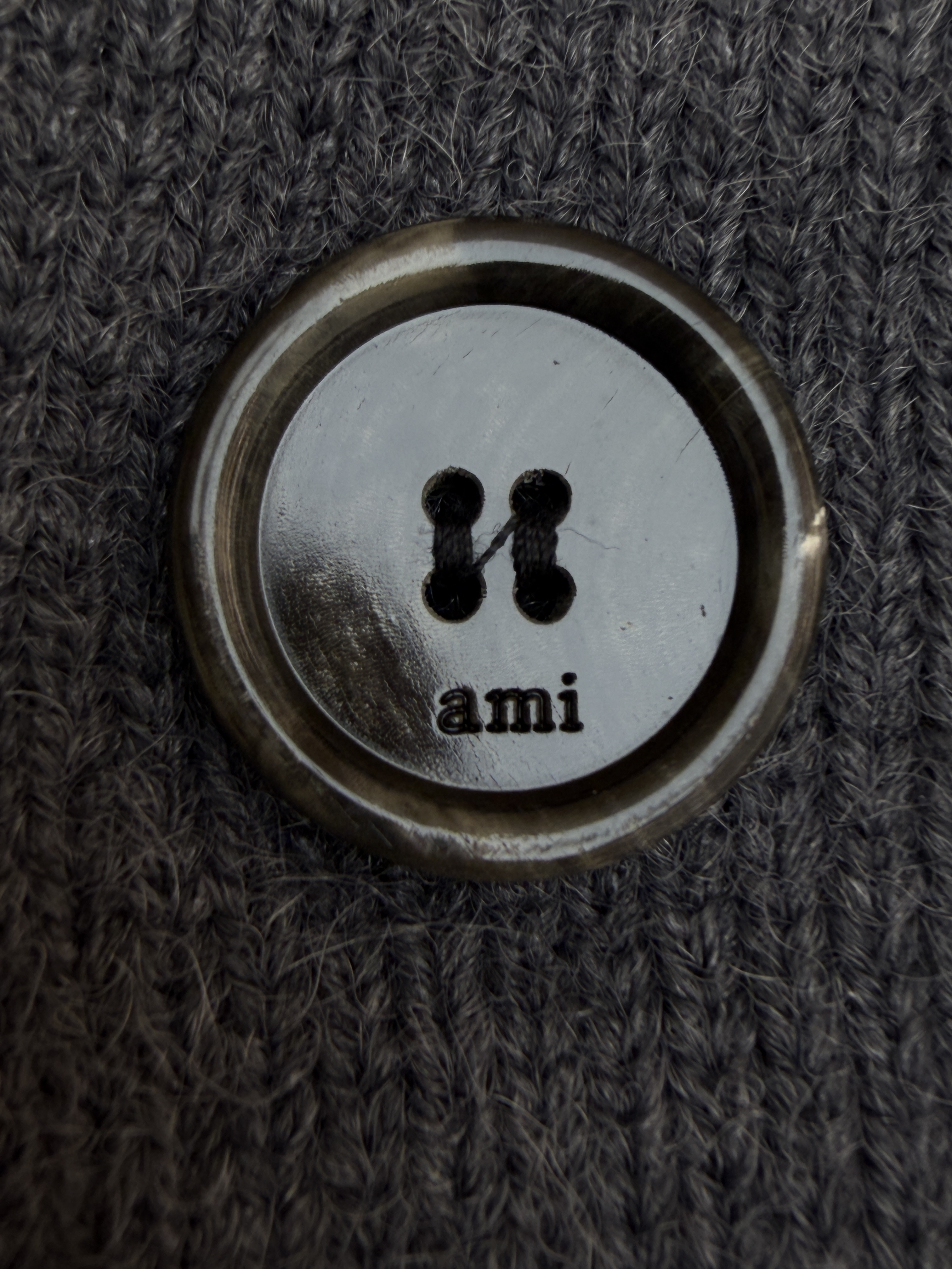 AMIPARIS 红色爱心提花V领针织开衫 毛衣 针织衫 外套 长袖 秋冬 灰色 黑色 米白色 B0