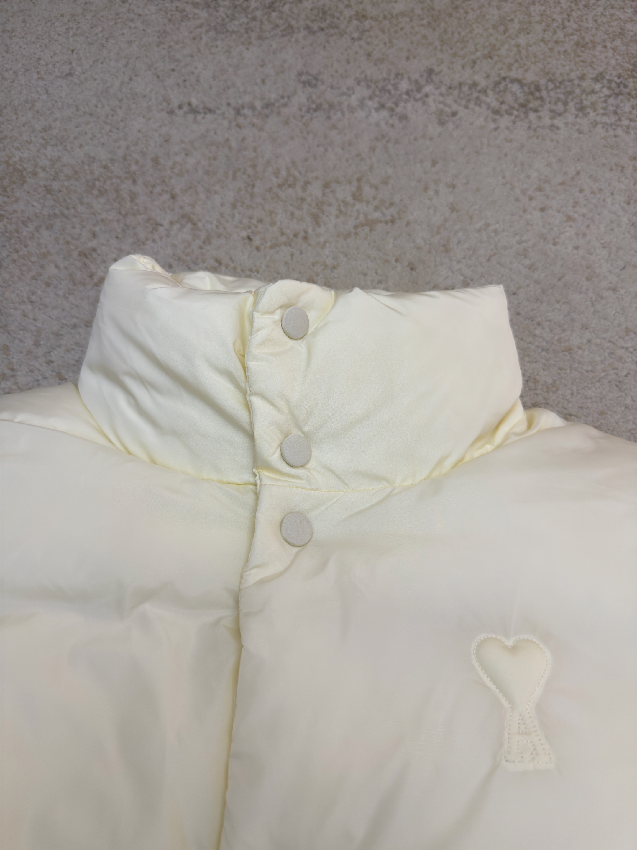 AMIPARIS 爱心刺绣立领羽绒服 外套 夹克 长袖 保暖 秋冬 白色 黑色 C5