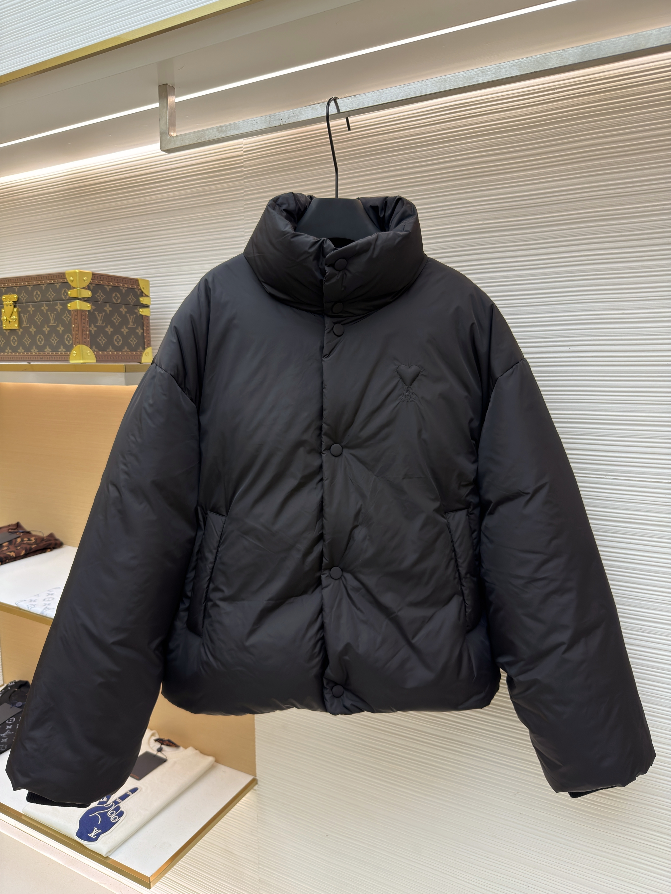 AMIPARIS 爱心刺绣立领羽绒服 外套 夹克 长袖 保暖 秋冬 白色 黑色 C5