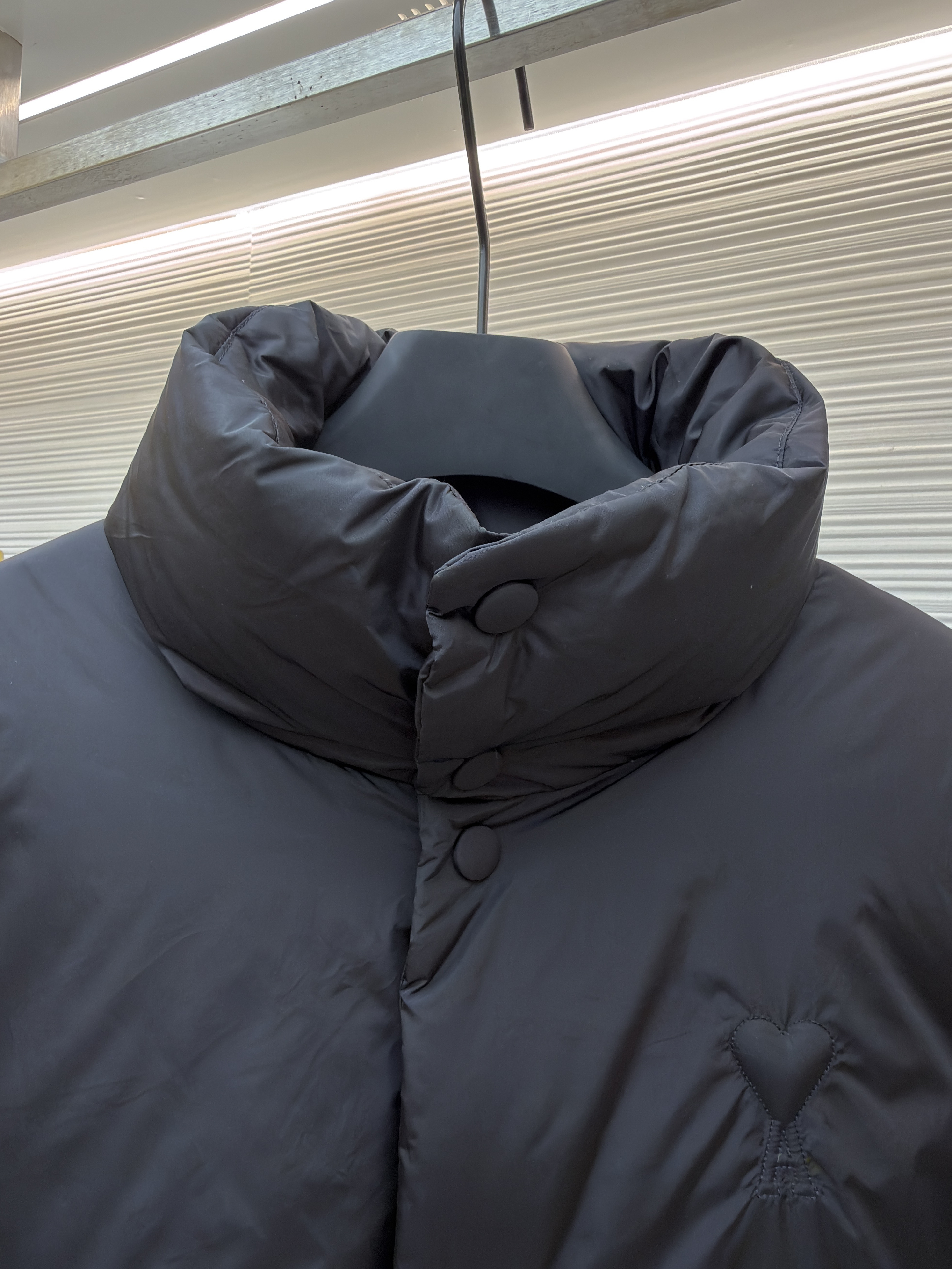 AMIPARIS 爱心刺绣立领羽绒服 外套 夹克 长袖 保暖 秋冬 白色 黑色 C5