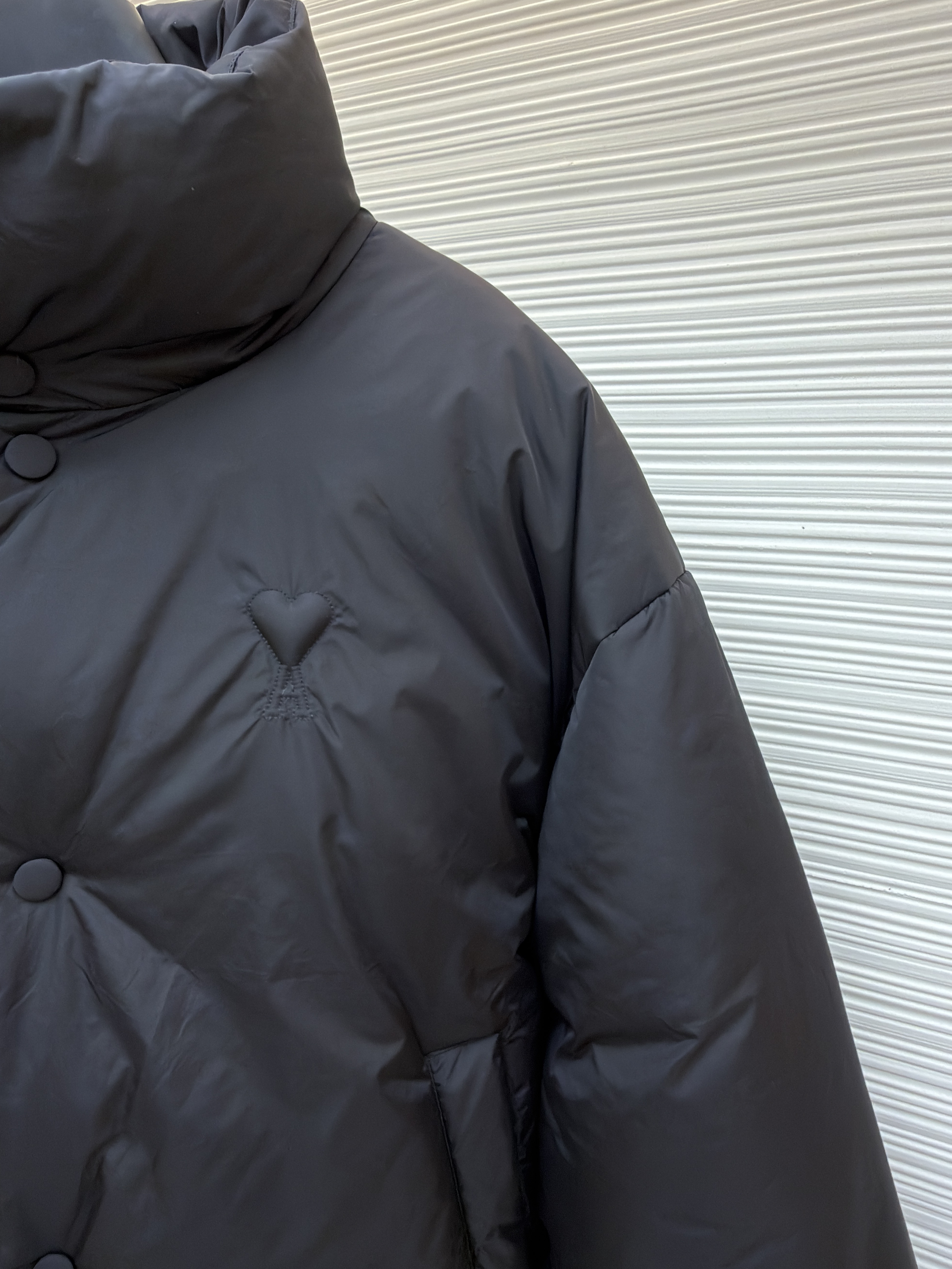 AMIPARIS 爱心刺绣立领羽绒服 外套 夹克 长袖 保暖 秋冬 白色 黑色 C5
