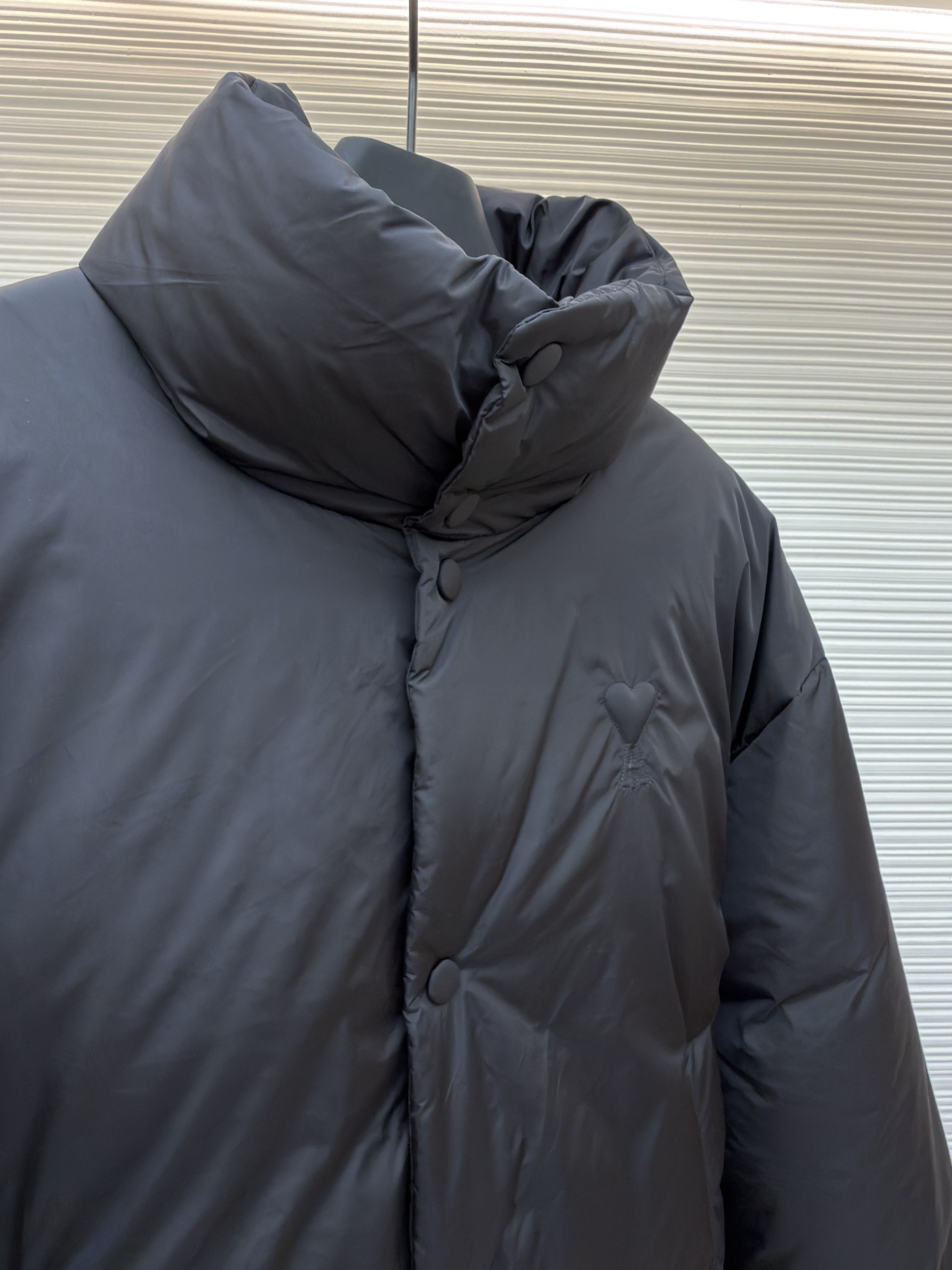 AMIPARIS 爱心刺绣立领羽绒服 外套 夹克 长袖 保暖 秋冬 白色 黑色 C5