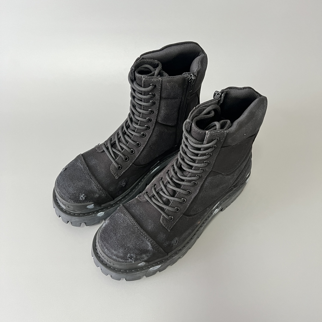Balenciaga  巴黎世家  Strike 棉布帆布 圆头系带 马丁靴 2cm C0-黑色 694060W2H111000
