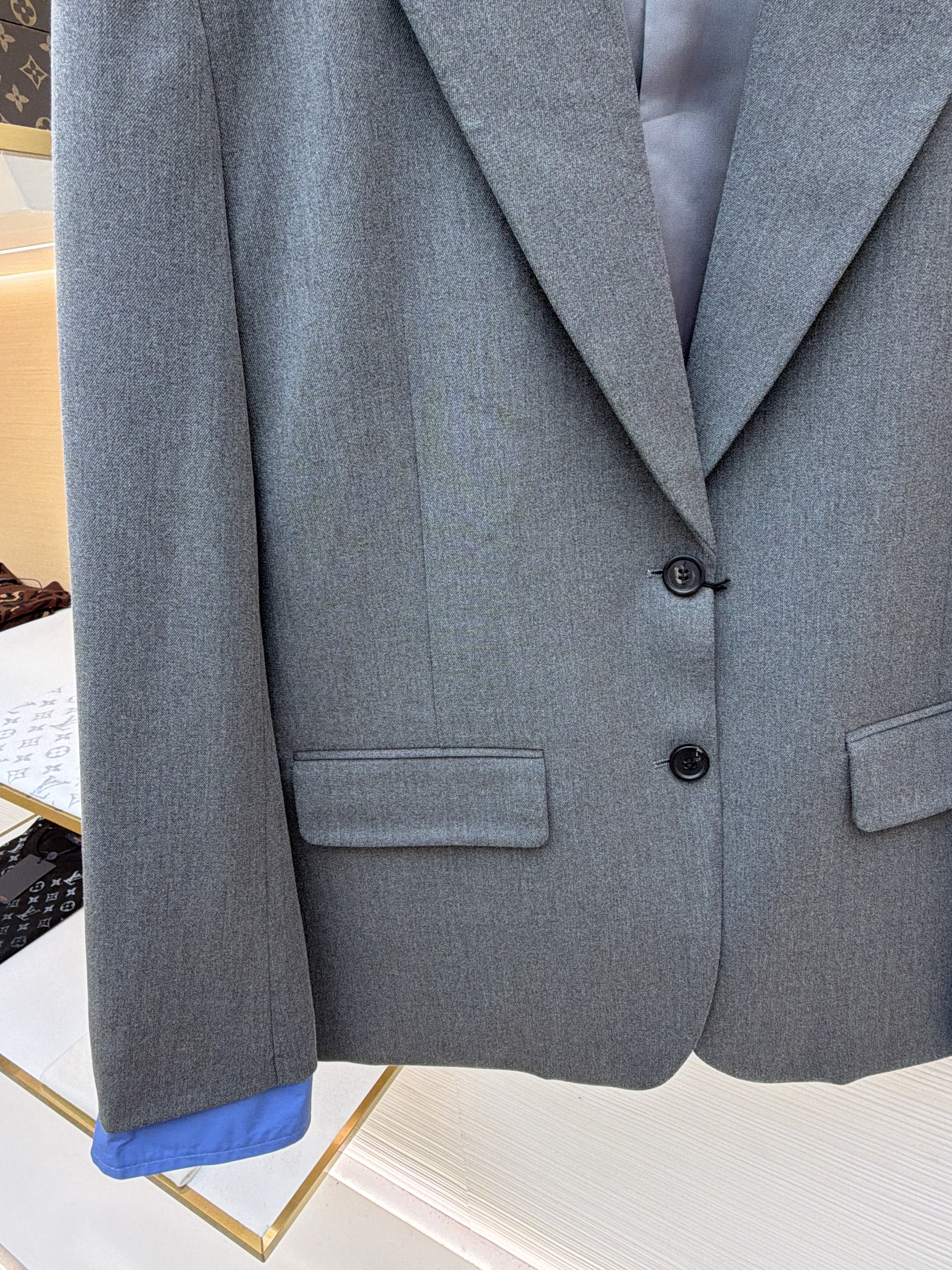 MIU MIU 缪缪 假两件徽标单排扣羊毛西装外套 长袖 夹克 灰色 C0 