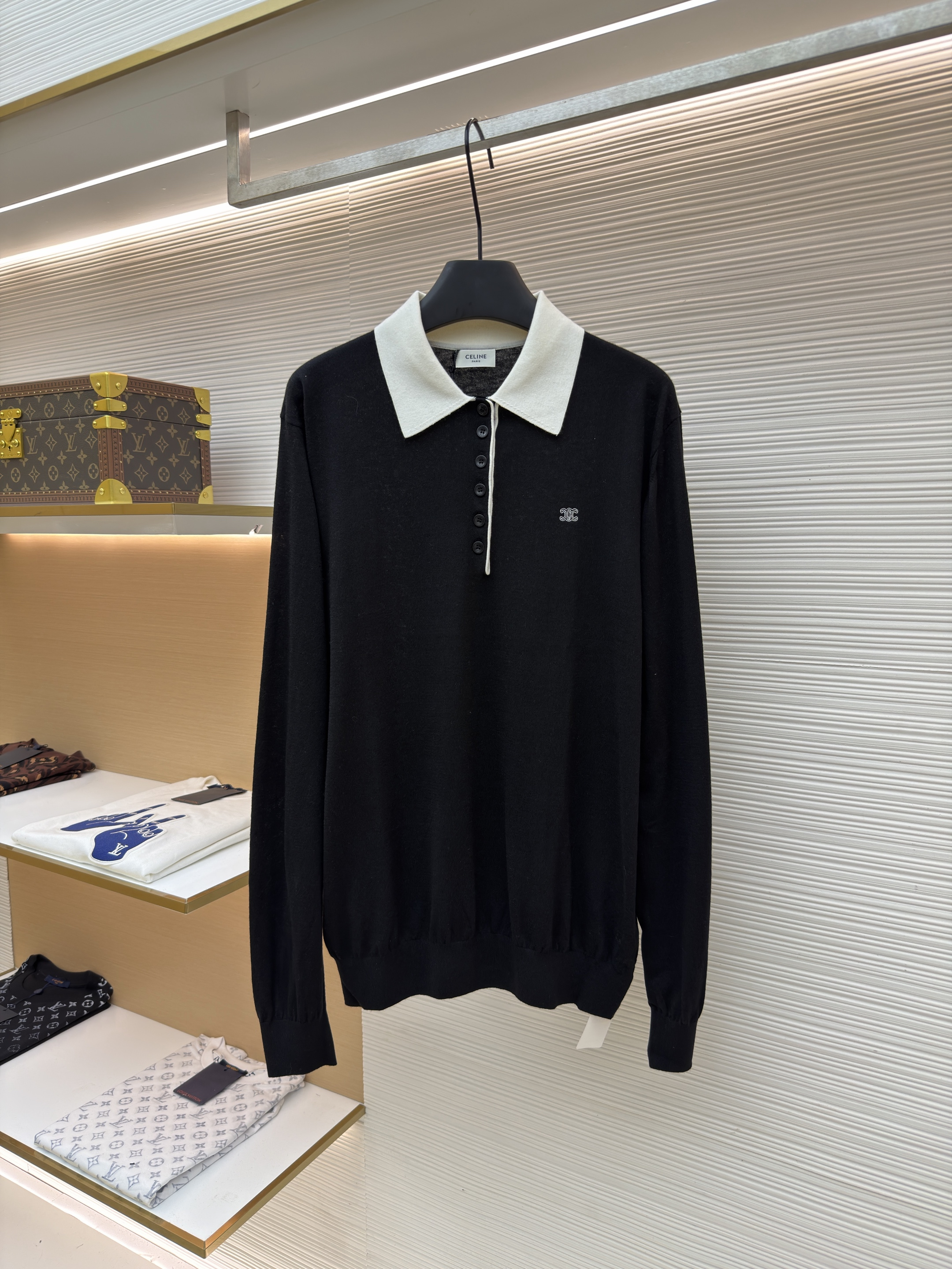 CELINE 赛琳 撞色纽扣羊毛刺绣Polo领毛衣 针织衫 外套 长袖 黑色 灰色 B0