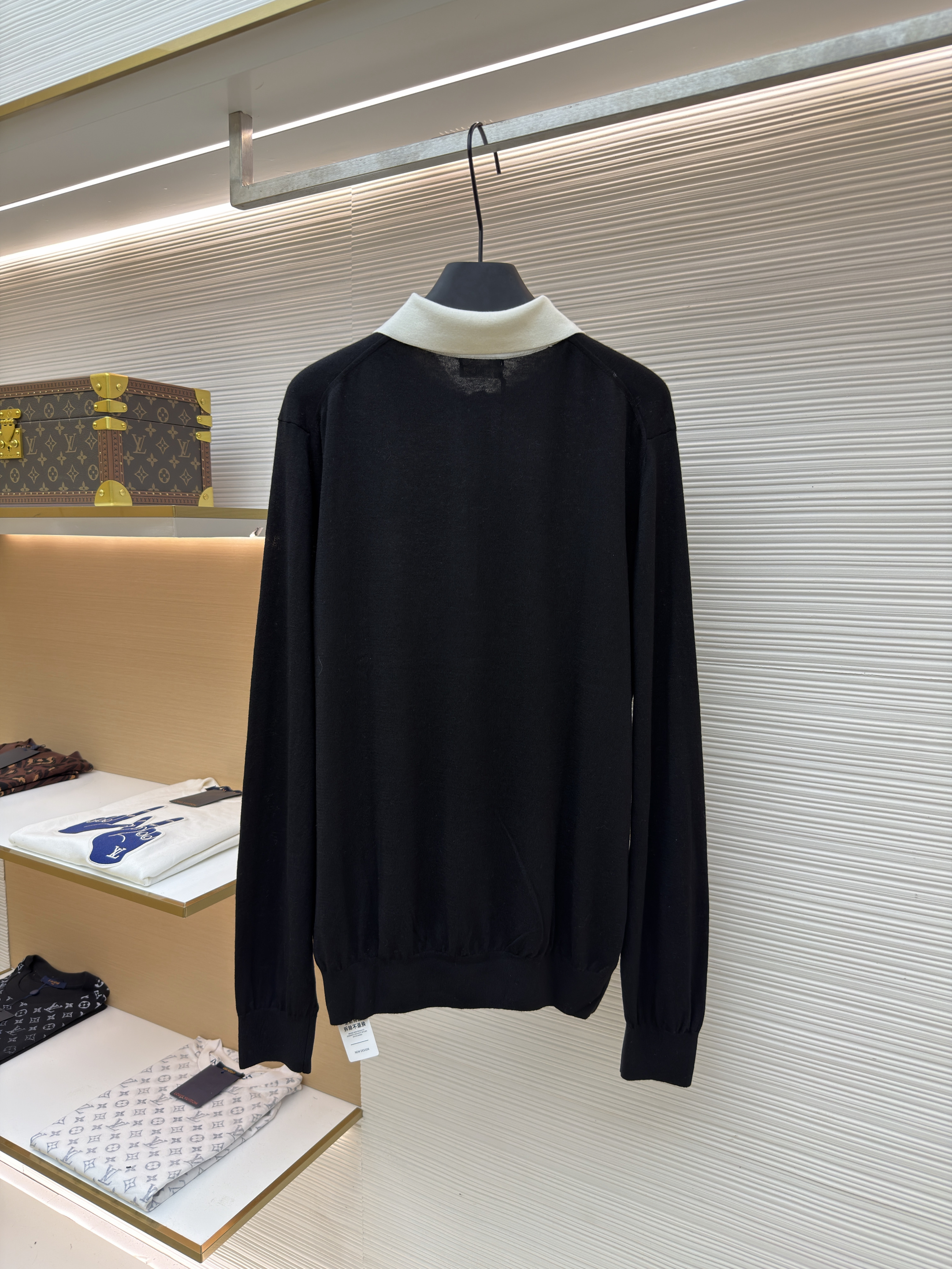 CELINE 赛琳 撞色纽扣羊毛刺绣Polo领毛衣 针织衫 外套 长袖 黑色 灰色 B0