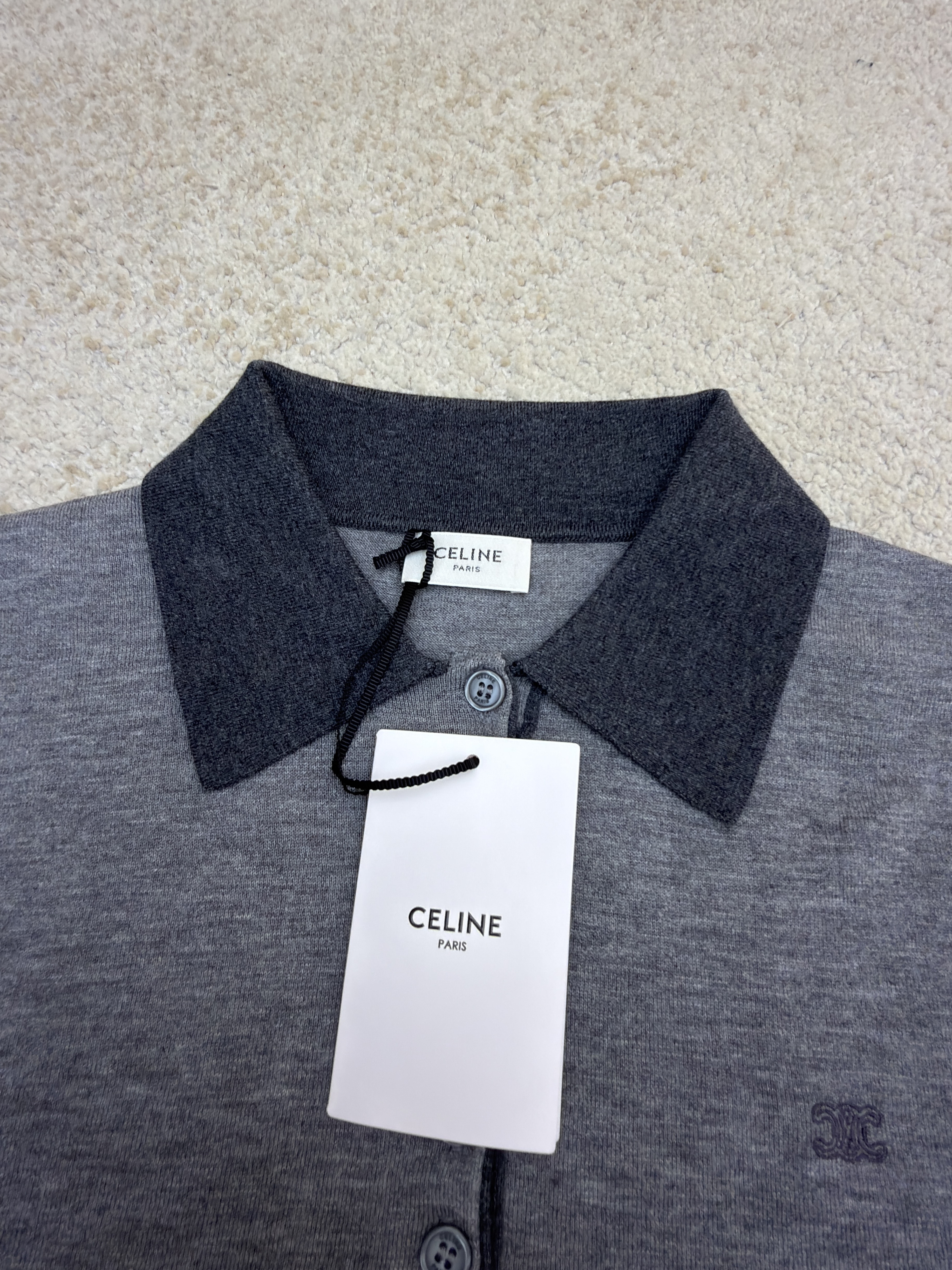 CELINE 赛琳 撞色纽扣羊毛刺绣Polo领毛衣 针织衫 外套 长袖 黑色 灰色 B0