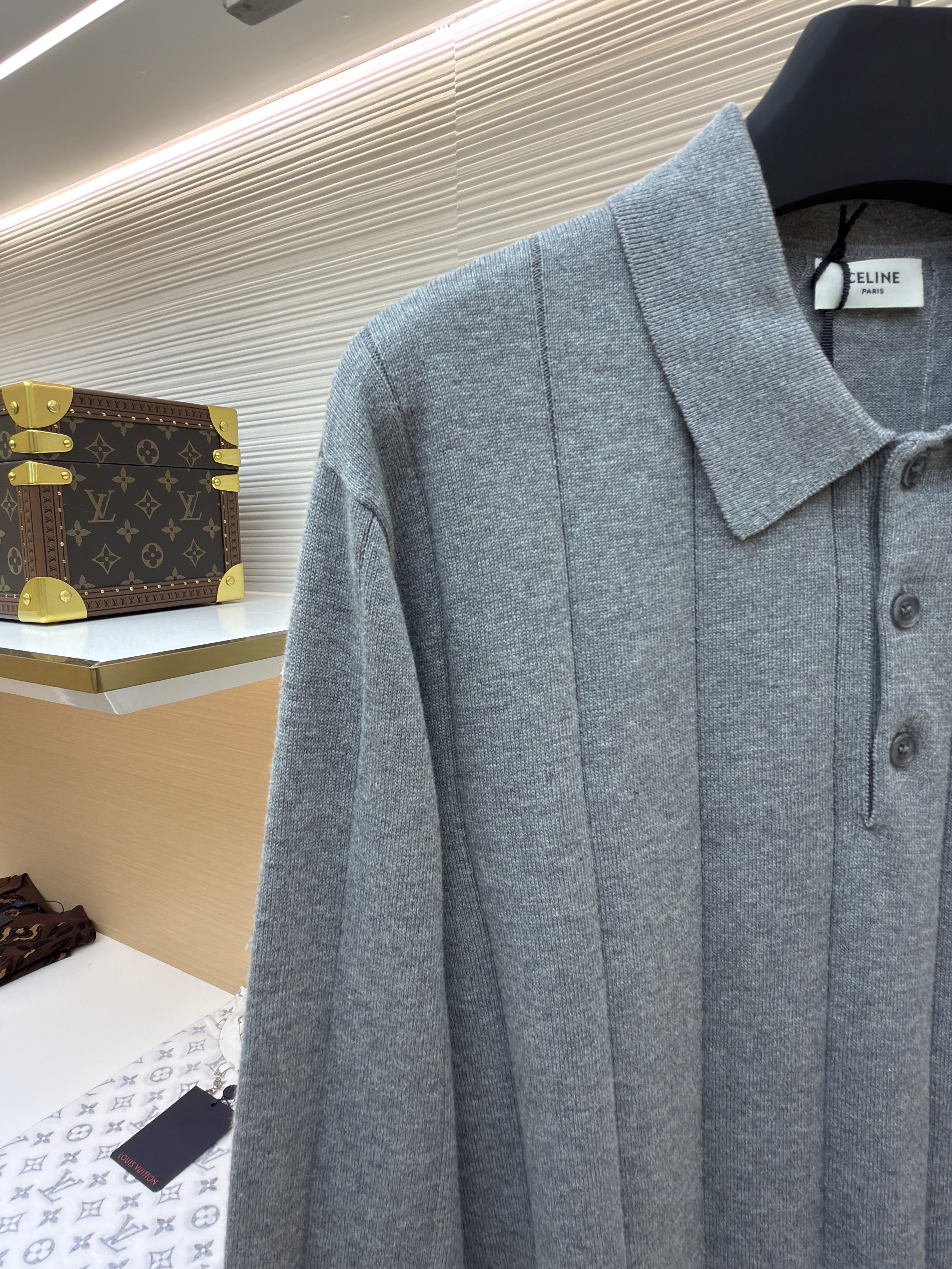 CELINE 赛琳 刺绣套头Polo领针织毛衣 针织衫 外套 长袖 灰色 黑色 B2