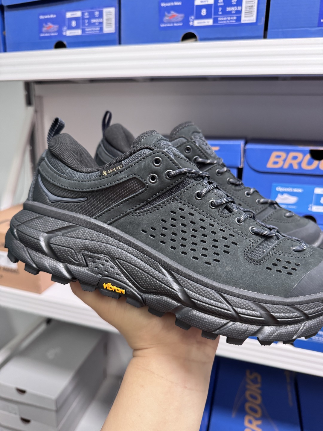 防水版HOKA ONE ONE Tor Ultra Low Gore-Tex  托亚 低筒 戶外 登山 防水 跑步鞋 户外鞋 男鞋 黑色1130310