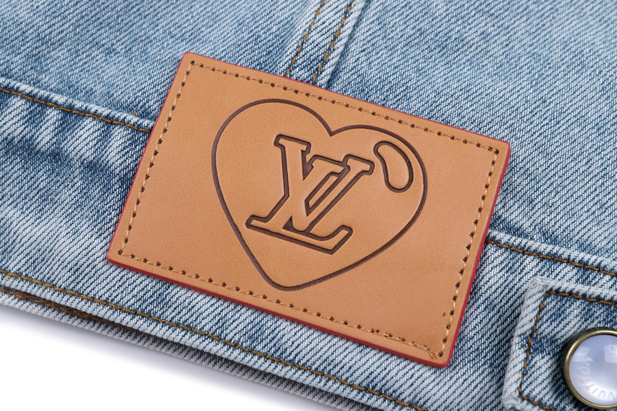 LOUIS VUITTON 路易威登 皮革五金标识CVD滑板牛仔外套 牛仔衣 上衣 夹克 外套 蓝色 C0
