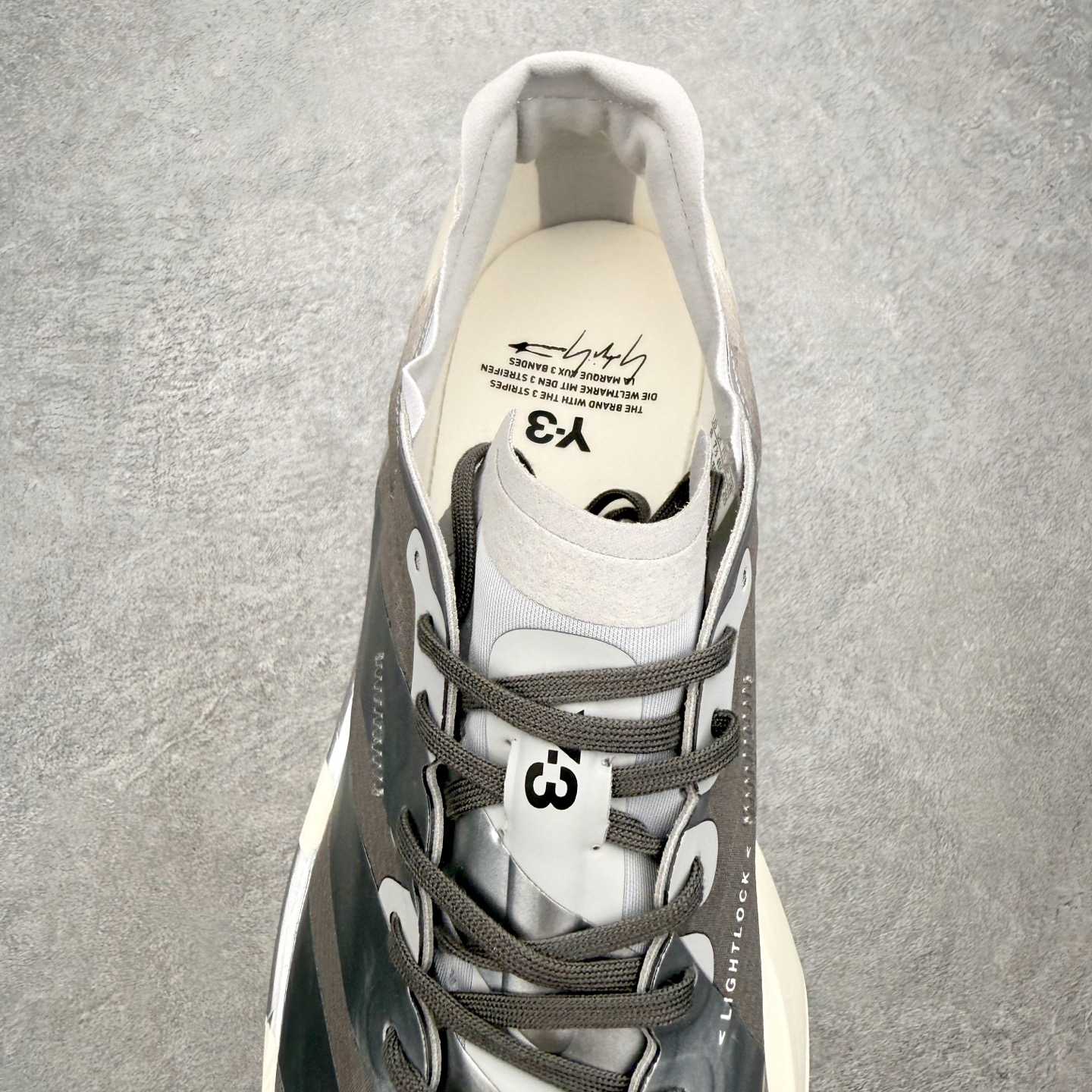 Y3 Adizero Adios Pro 4  低筒 舒适百搭 防滑耐磨 马拉松 训练竞速 跑步鞋 女款 男款 波鞋 银白KZ9045