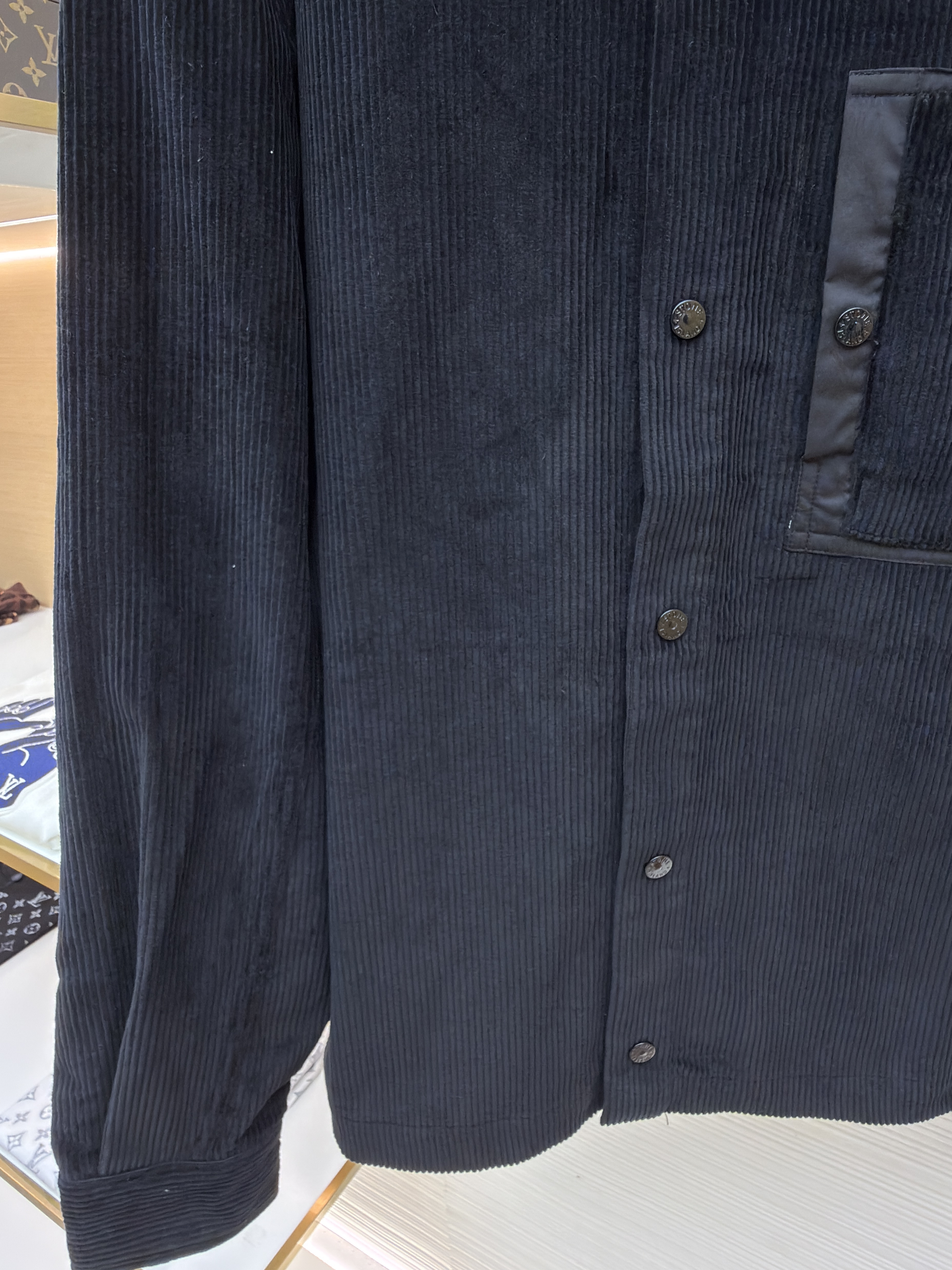 STONE ISLAND 石头岛 灯芯绒徽章口袋衬衫外套 夹克 长袖 黑色 米白色 B0