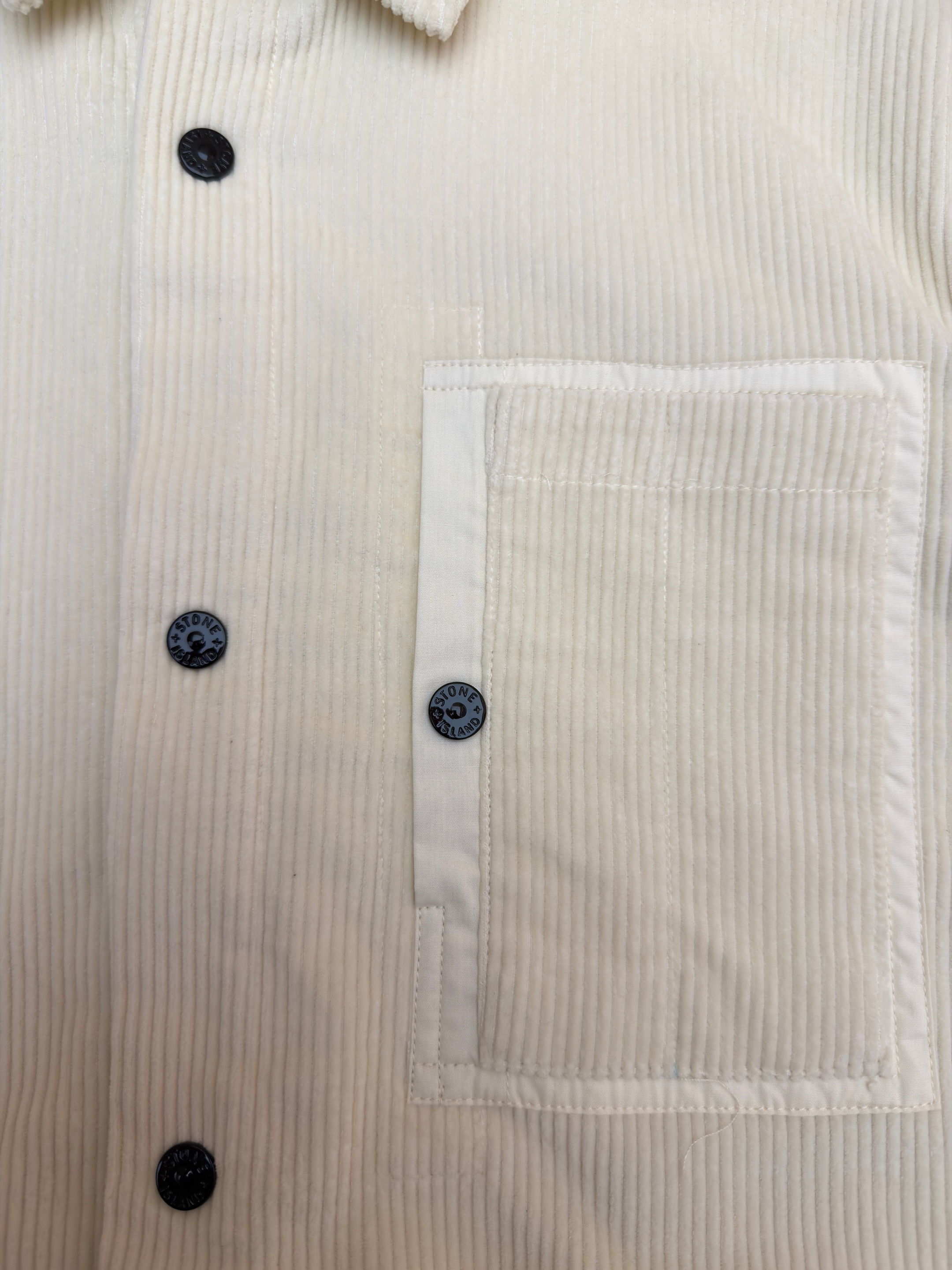 STONE ISLAND 石头岛 灯芯绒徽章口袋衬衫外套 夹克 长袖 黑色 米白色 B0