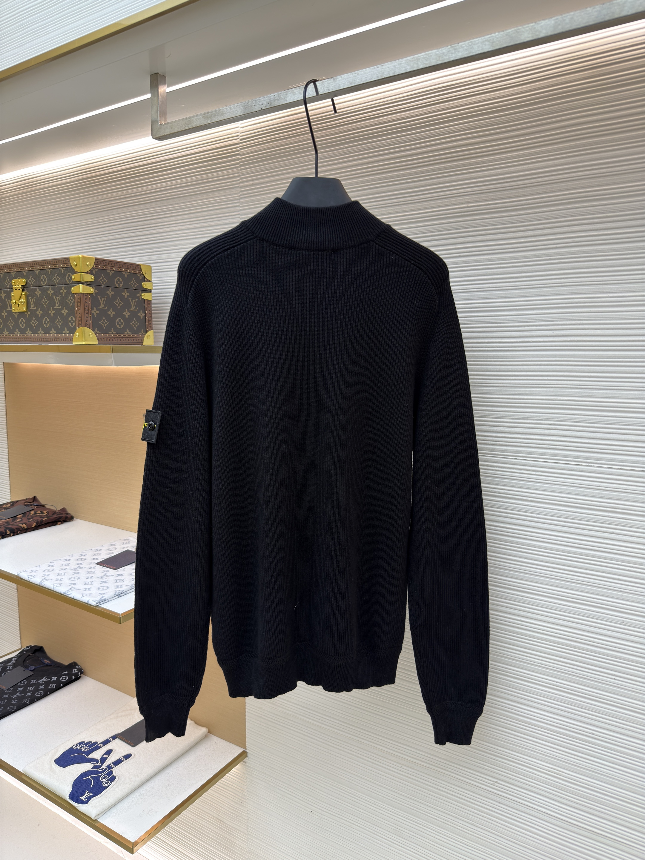 STONE ISLAND 石头岛 徽标半拉链立领针织衫 毛衣 长袖 外套 黑色 B0