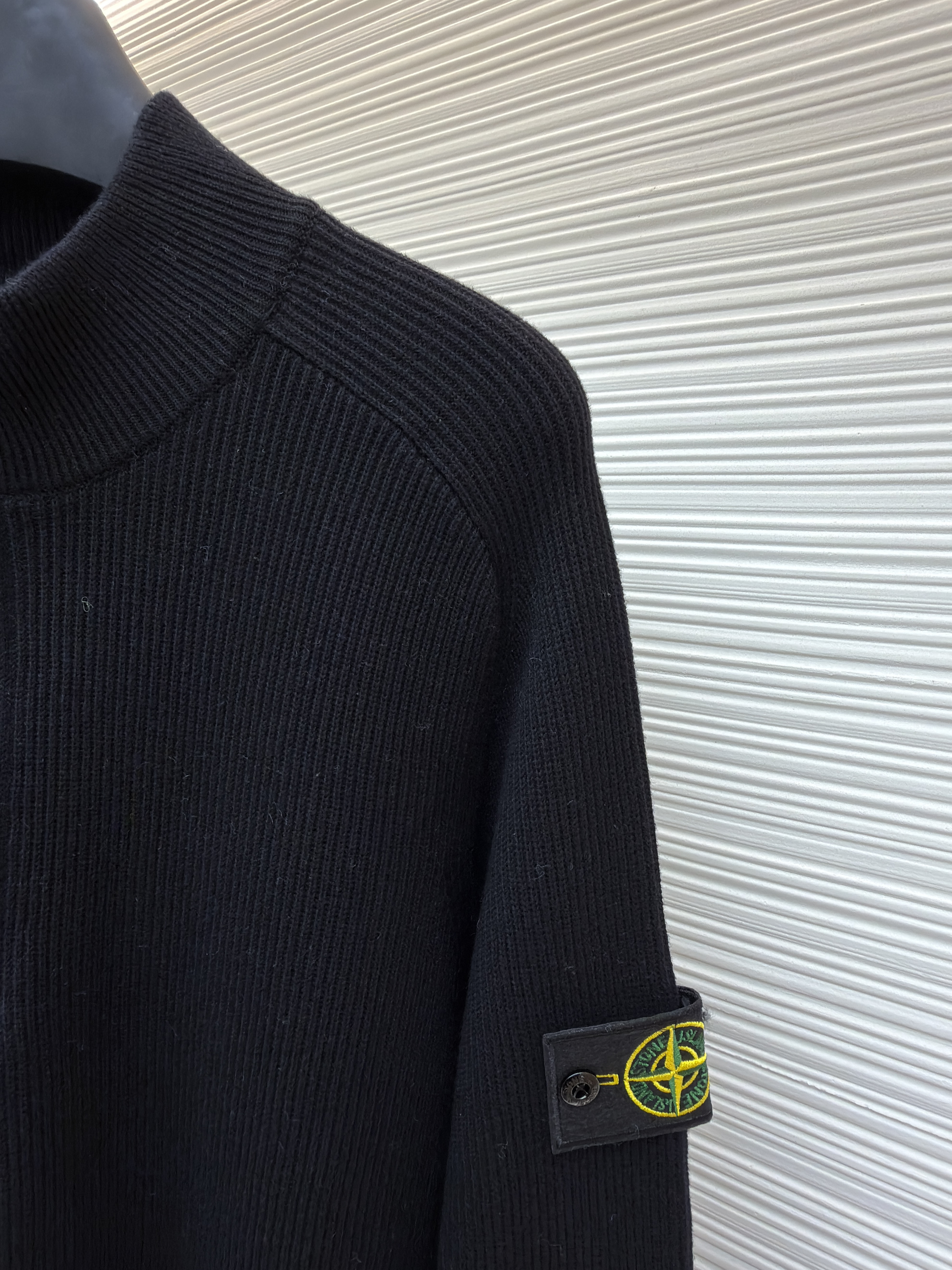 STONE ISLAND 石头岛 徽标半拉链立领针织衫 毛衣 长袖 外套 黑色 B0