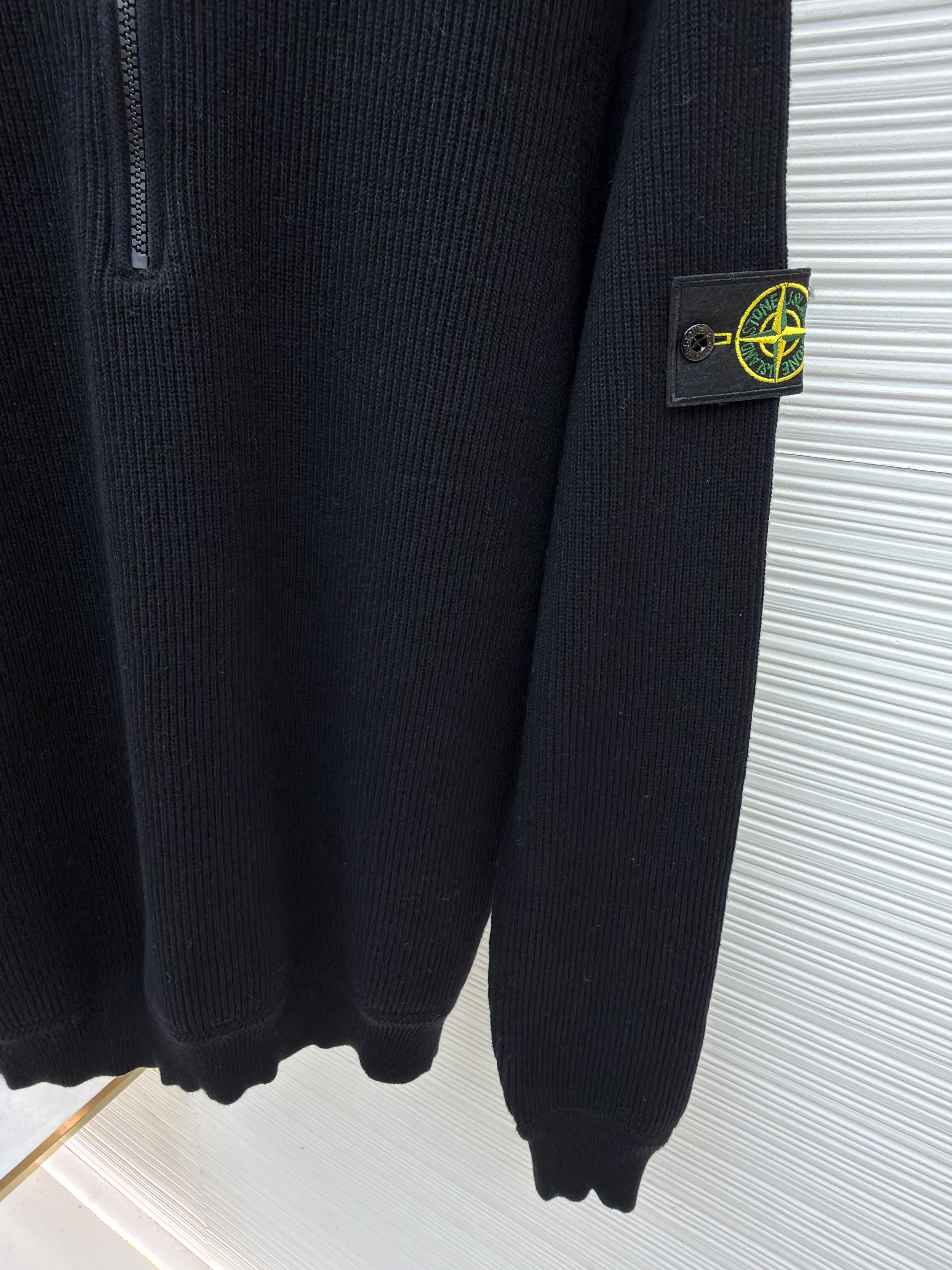 STONE ISLAND 石头岛 徽标半拉链立领针织衫 毛衣 长袖 外套 黑色 B0