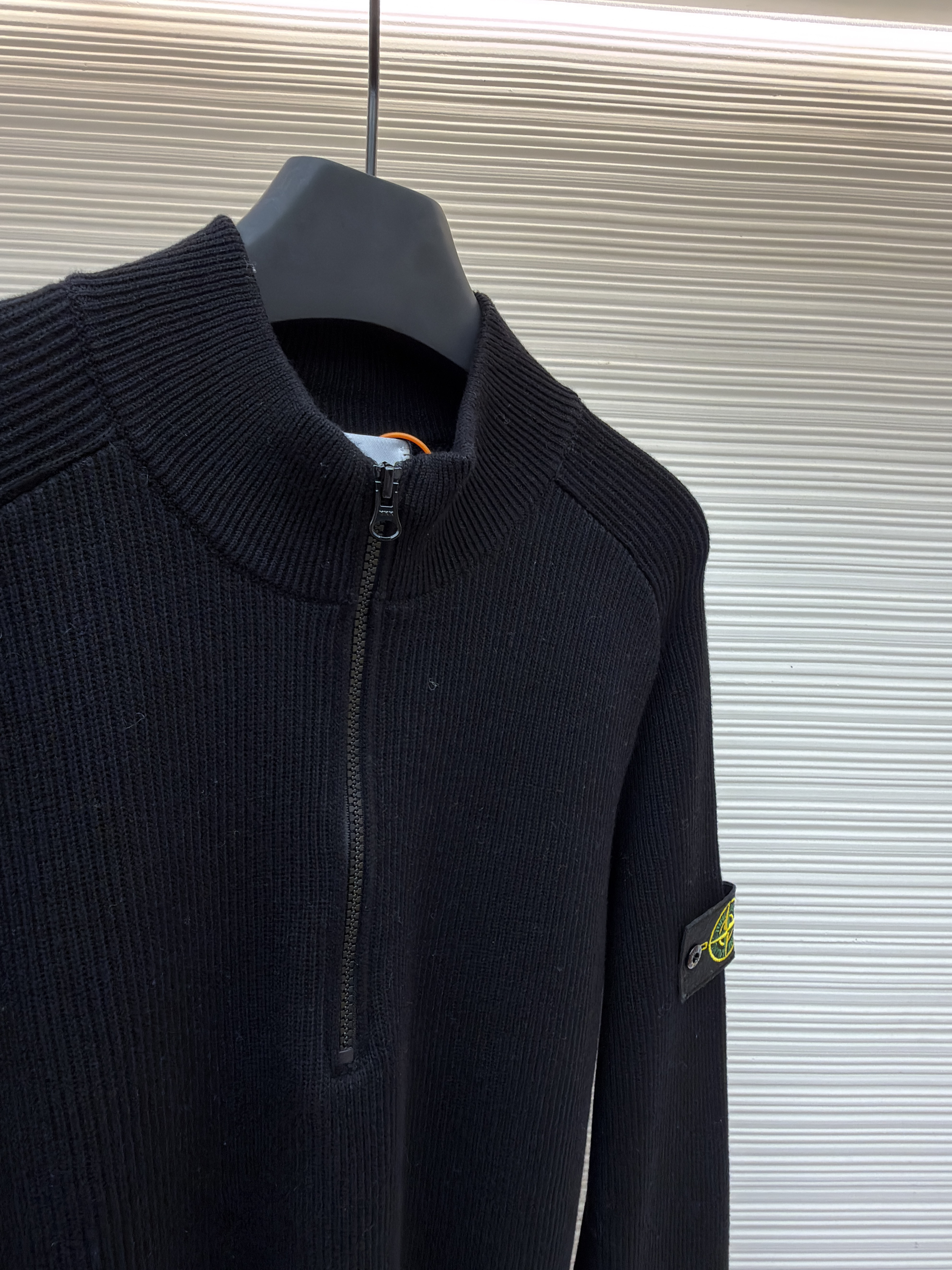 STONE ISLAND 石头岛 徽标半拉链立领针织衫 毛衣 长袖 外套 黑色 B0