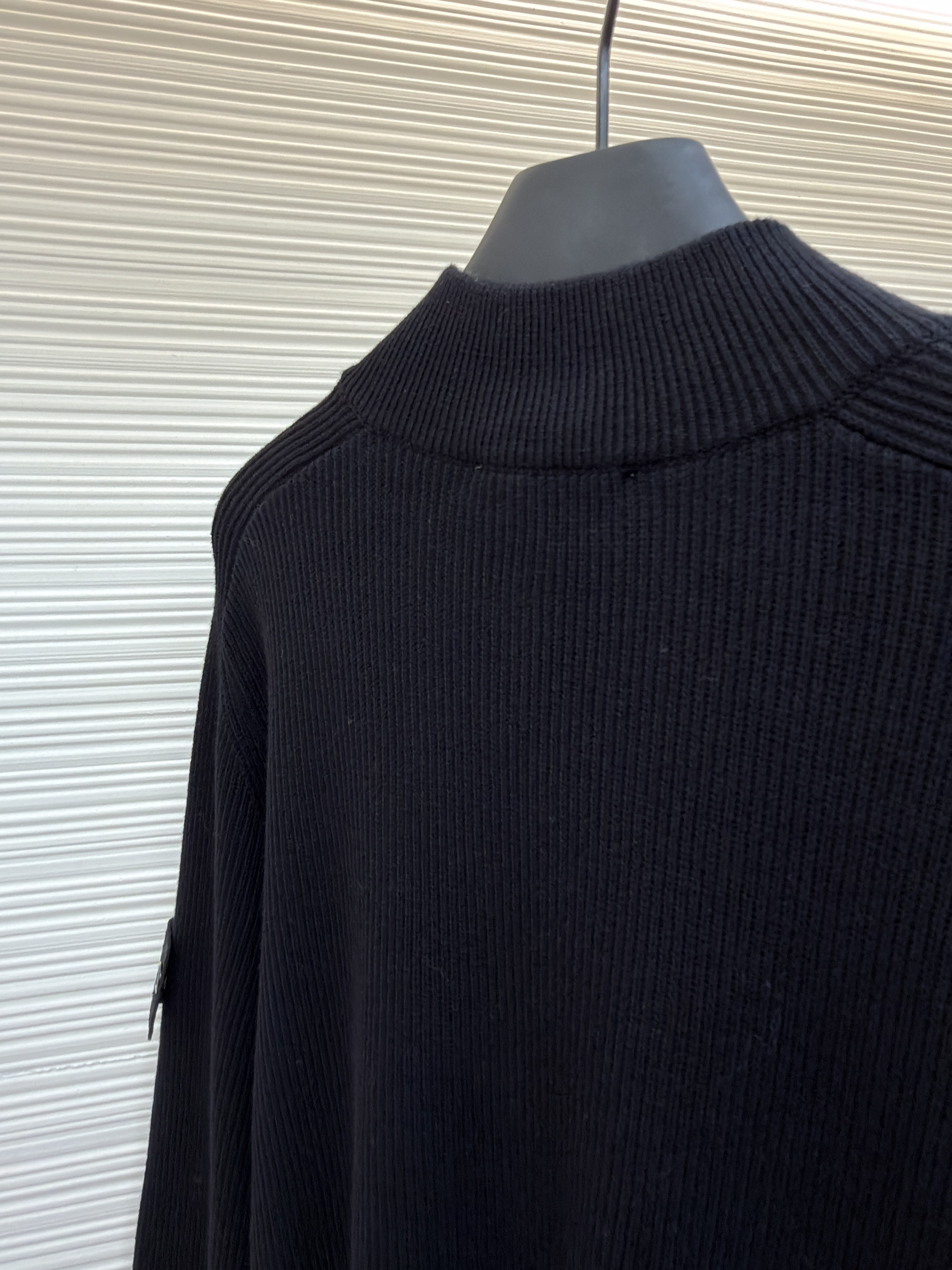 STONE ISLAND 石头岛 徽标半拉链立领针织衫 毛衣 长袖 外套 黑色 B0