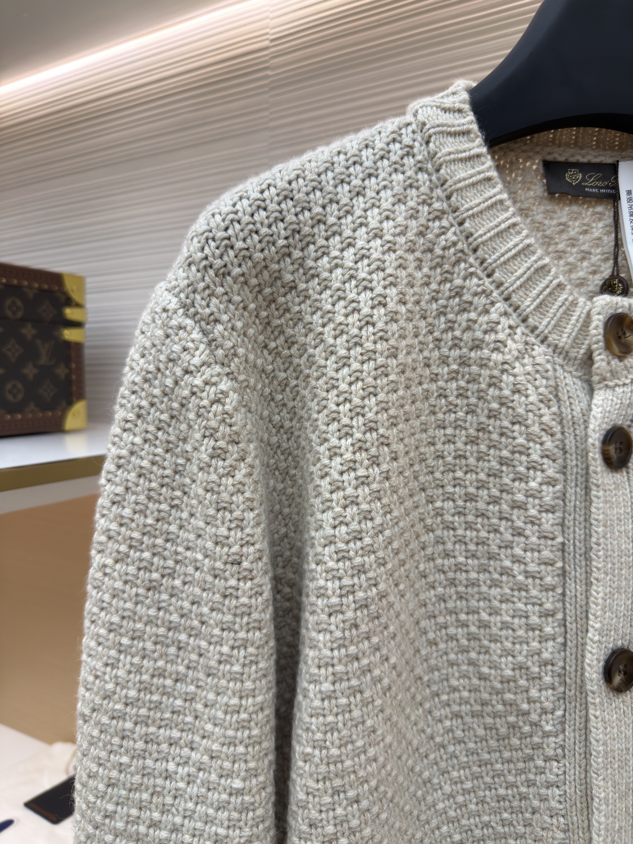 Loro Piana LP 圆领针织开衫 毛衣 针织衫 外套 长袖 秋冬 杏色 B0