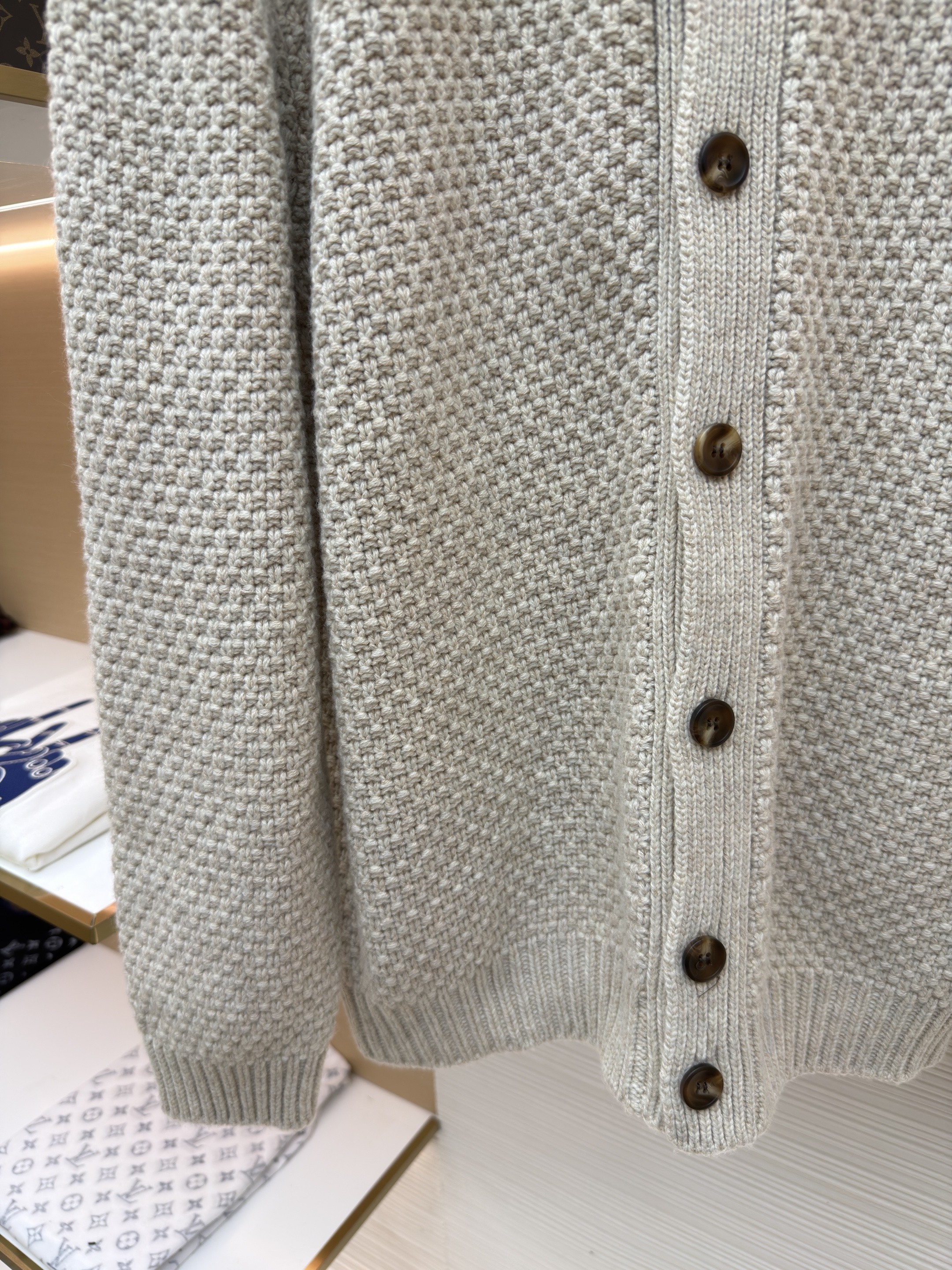 Loro Piana LP 圆领针织开衫 毛衣 针织衫 外套 长袖 秋冬 杏色 B0