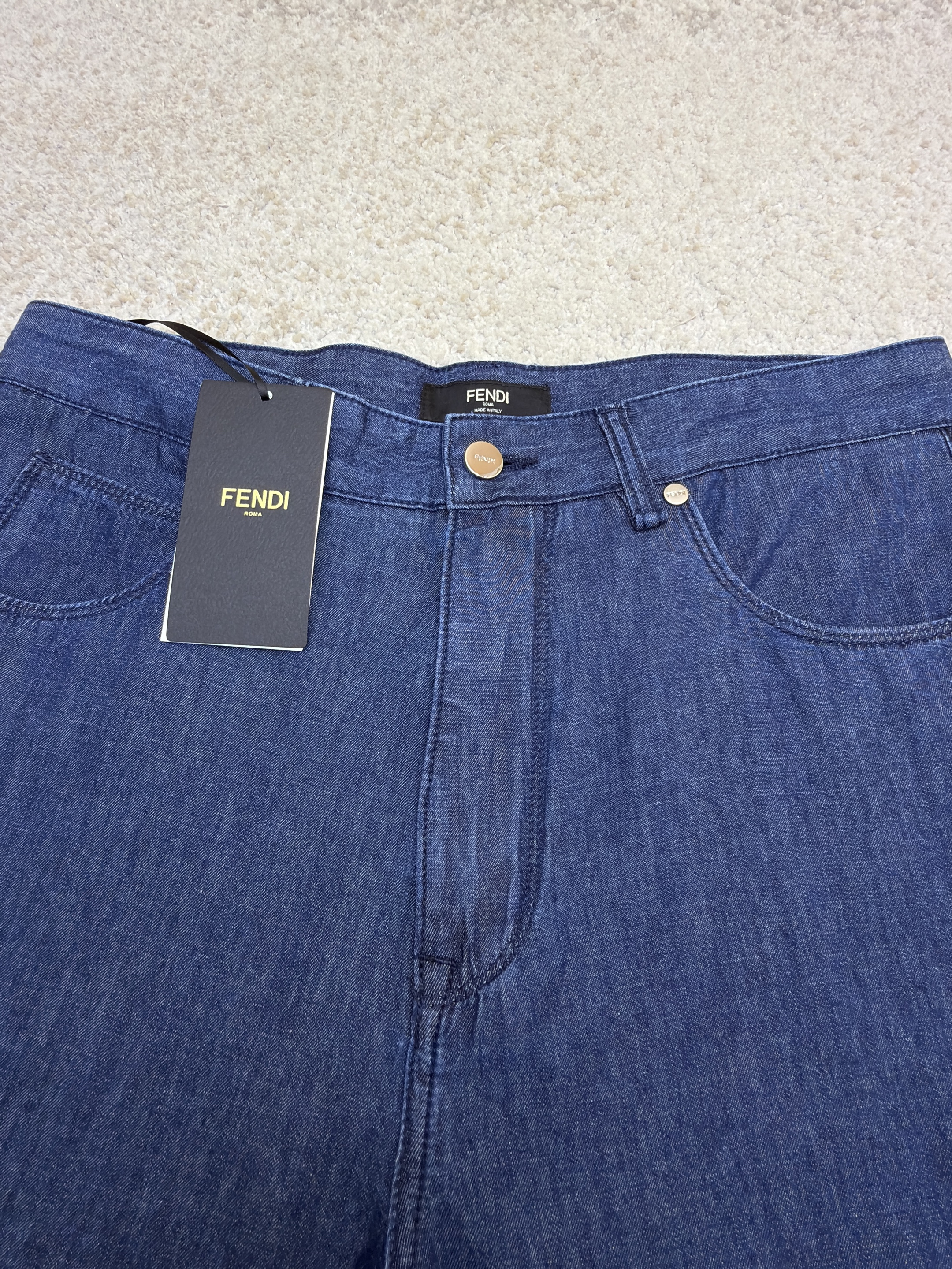 FENDI 芬迪 绣花标识牛仔裤 长裤 裤子 休闲裤 浅蓝色 B0