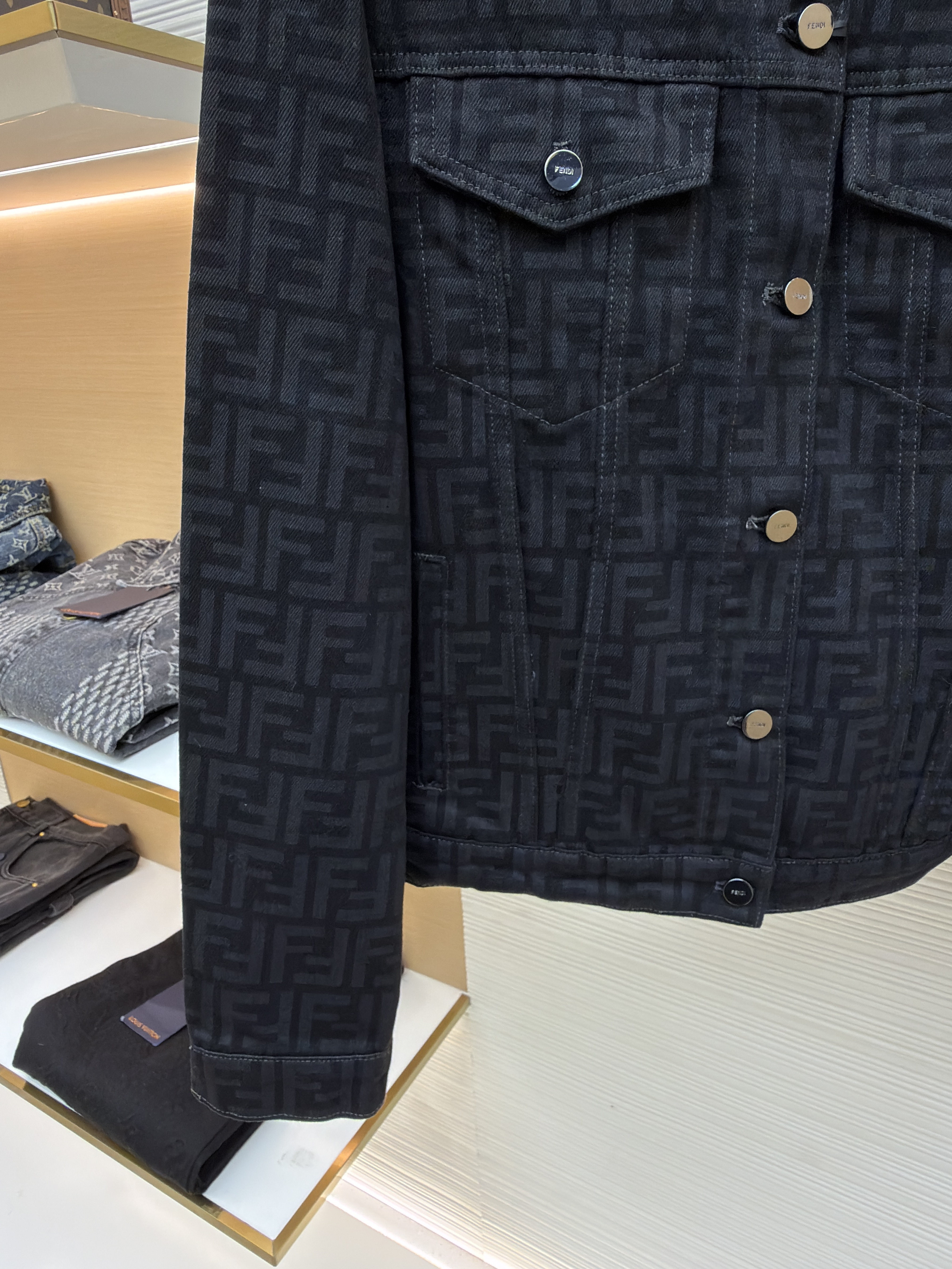 FENDI 芬迪 FF满印牛仔外套 夹克 长袖 秋冬 黑色 C0
