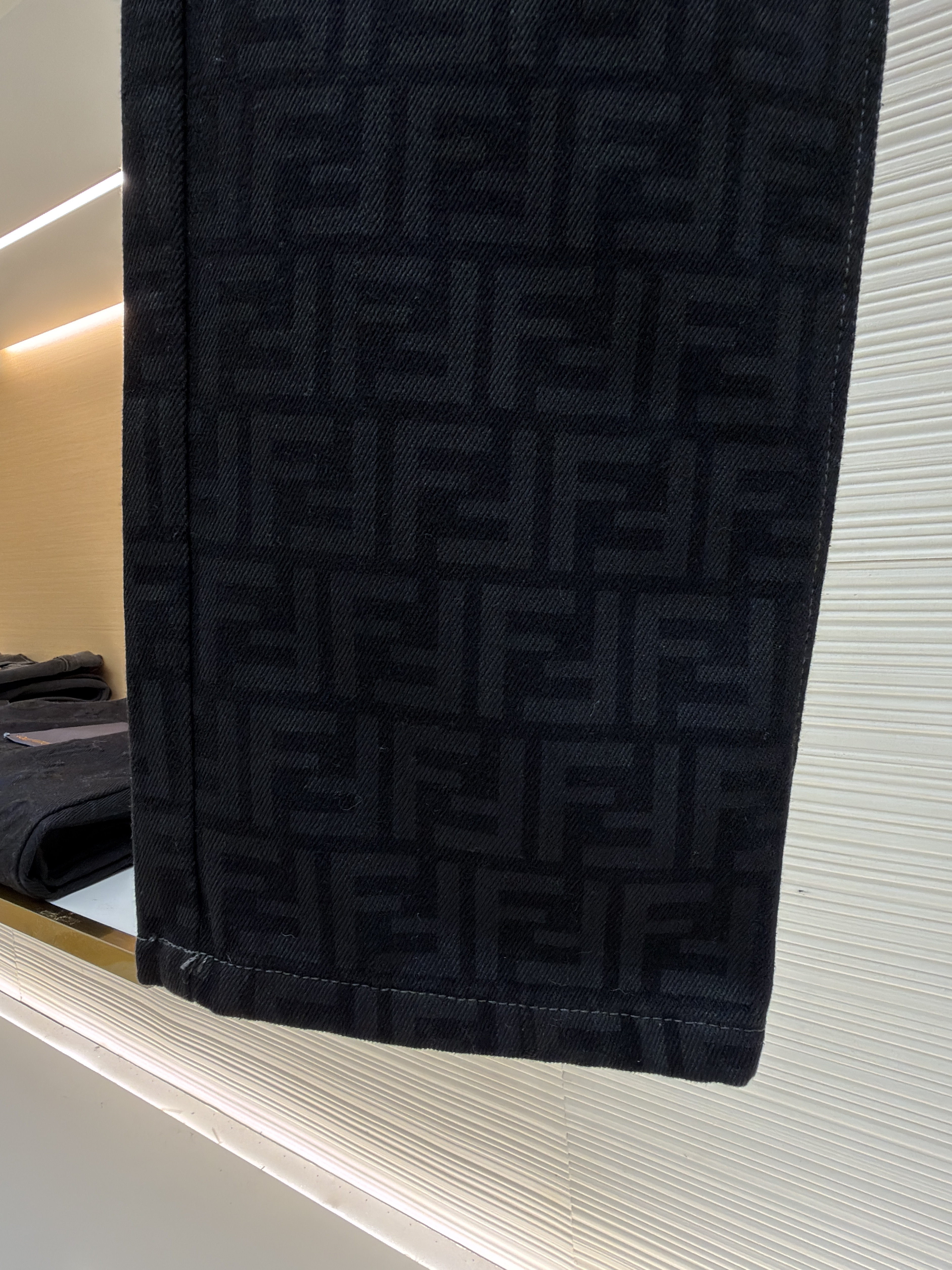 FENDI 芬迪 FF满印牛仔裤 长裤 裤子 休闲裤 黑色 B5