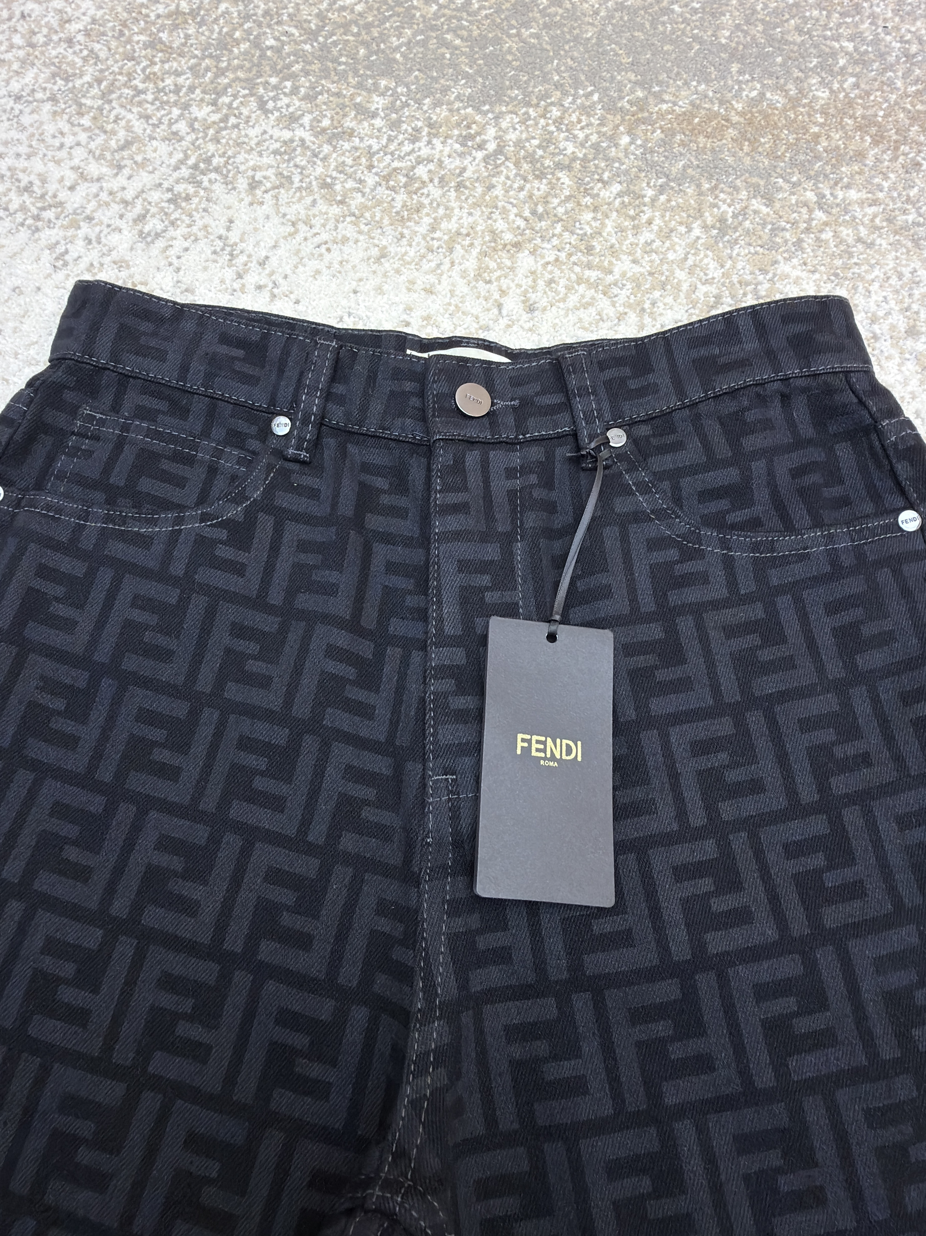FENDI 芬迪 FF满印牛仔裤 长裤 裤子 休闲裤 黑色 B5