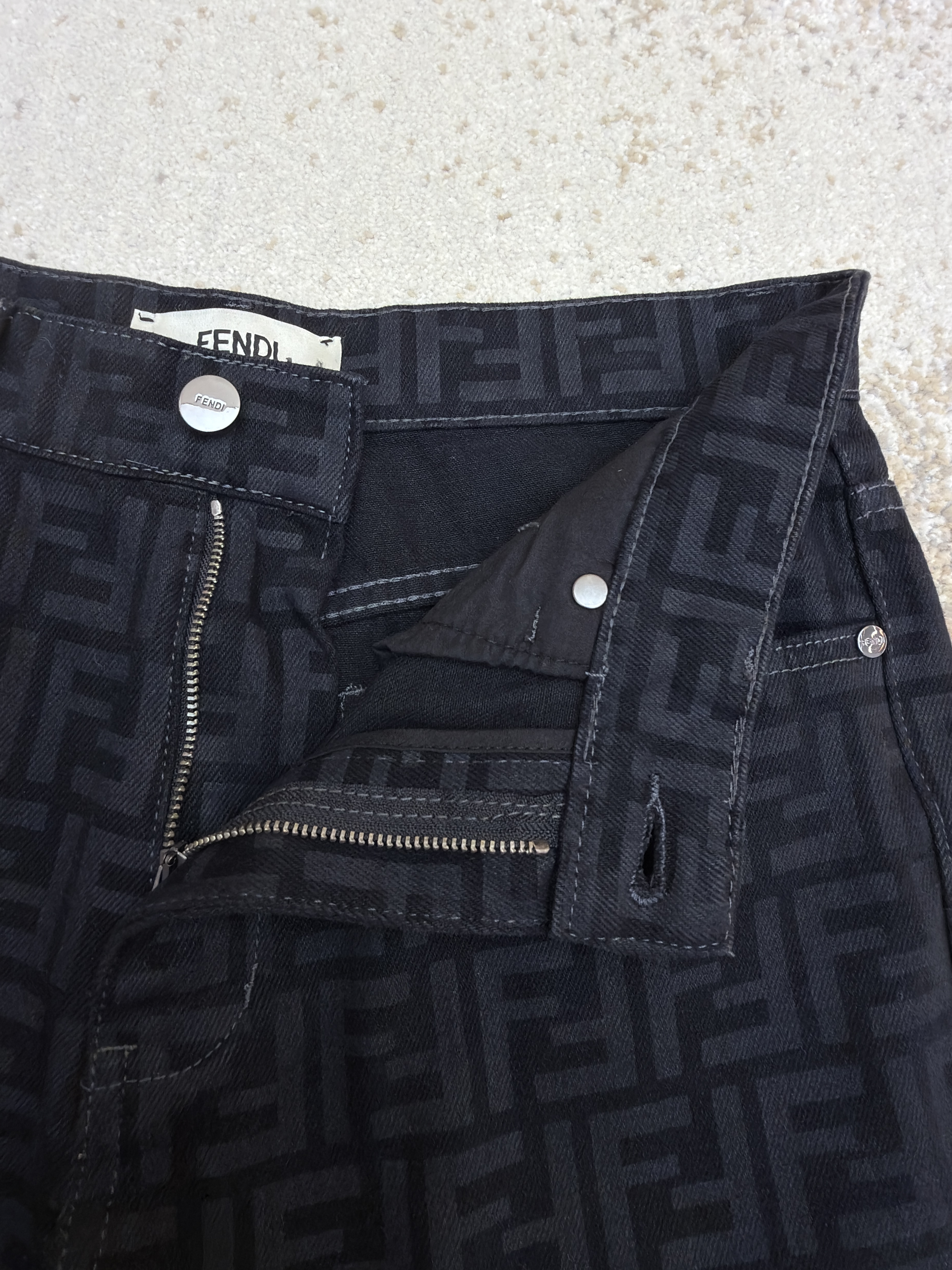 FENDI 芬迪 FF满印牛仔裤 长裤 裤子 休闲裤 黑色 B5