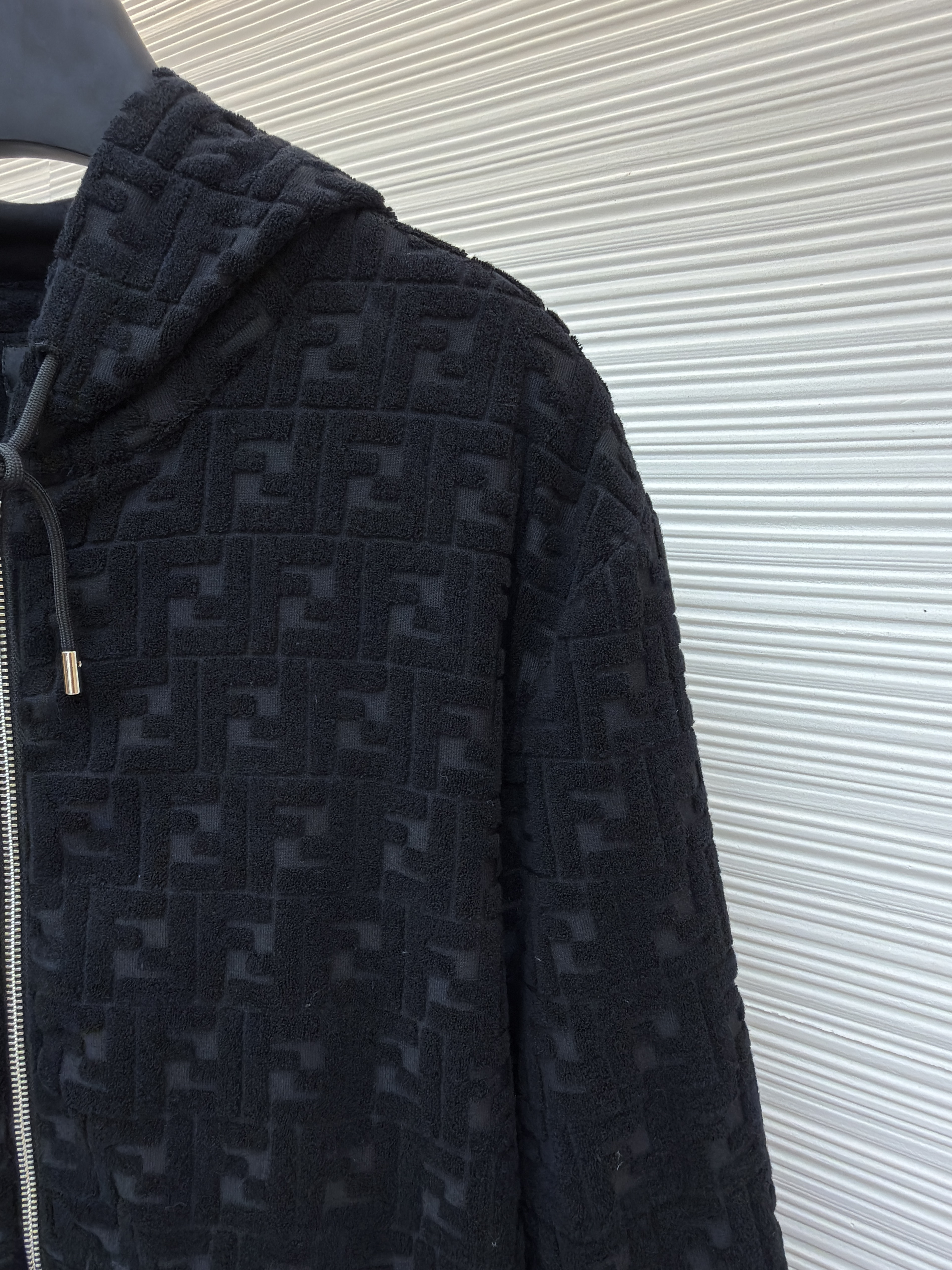 FENDI 芬迪 满印植绒拉链连帽卫衣 连帽衫 外套 夹克 长袖 秋冬 黑色 C0