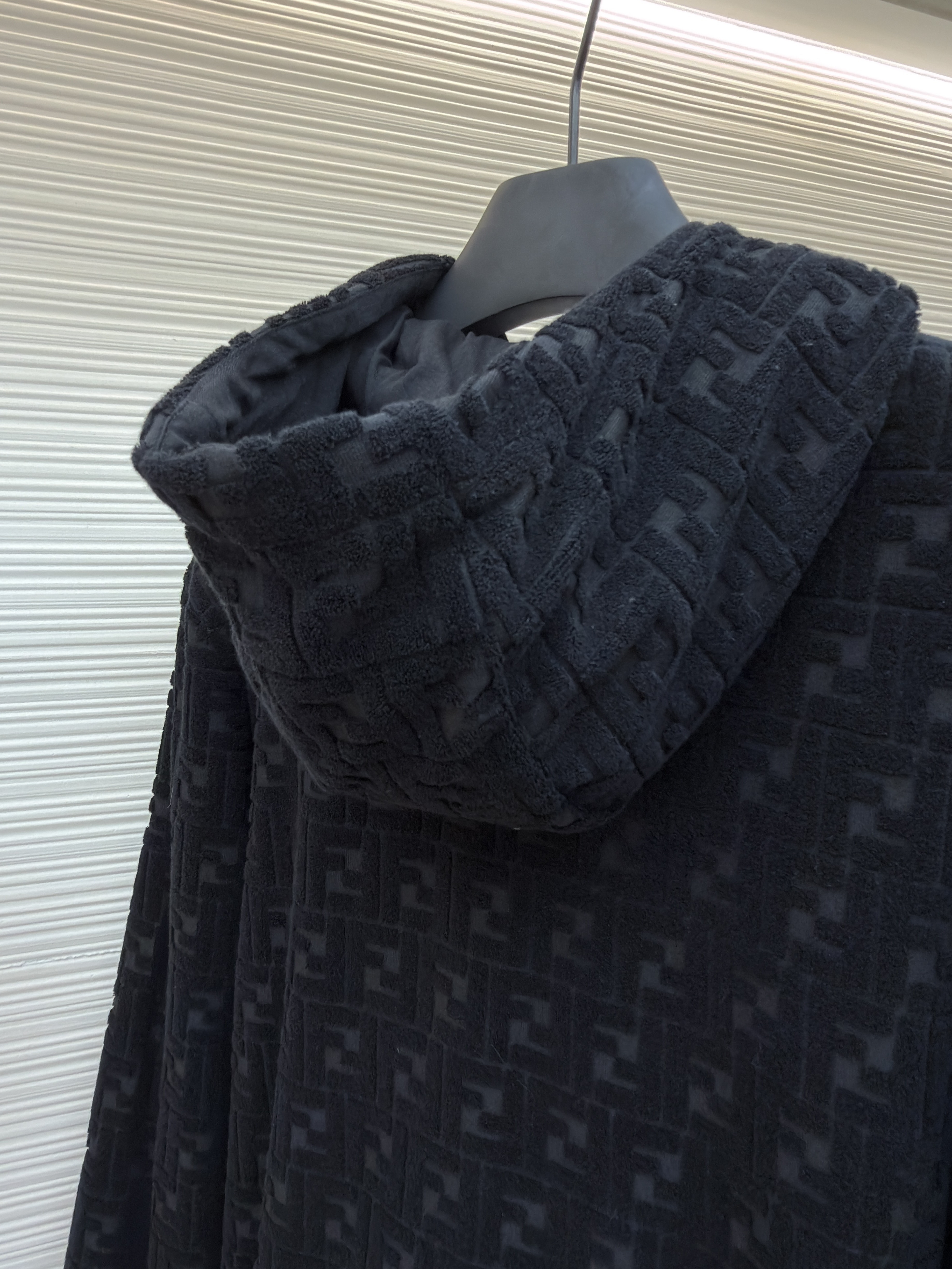 FENDI 芬迪 满印植绒拉链连帽卫衣 连帽衫 外套 夹克 长袖 秋冬 黑色 C0