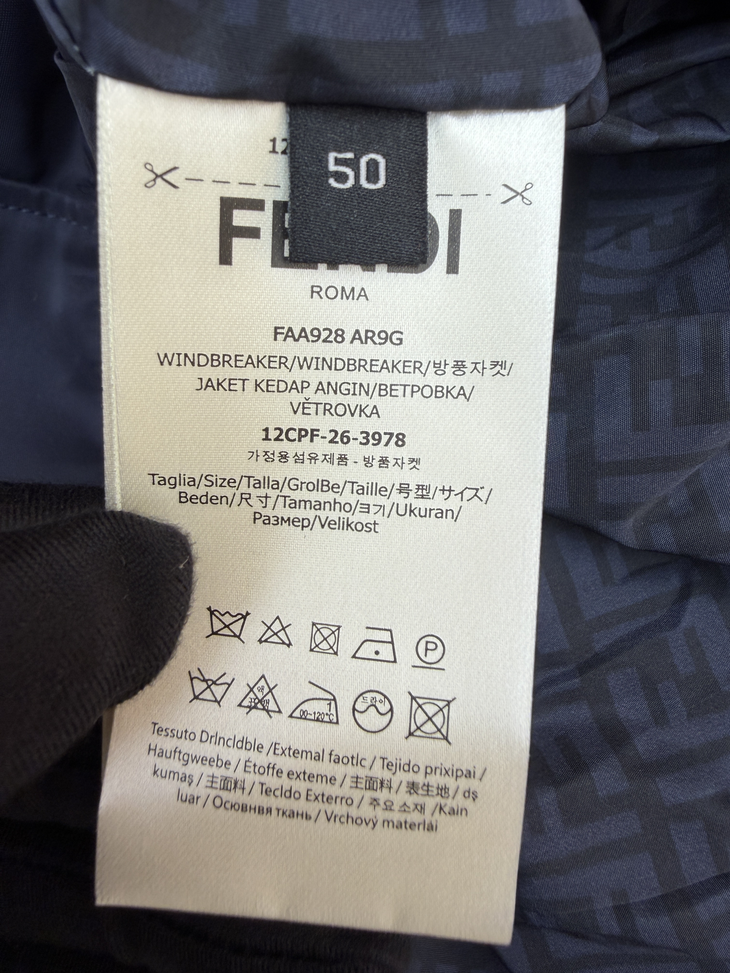 FENDI 芬迪 双面两穿双头拉链连帽外套 棉服 夹克 长袖 秋冬 藏蓝色 C5