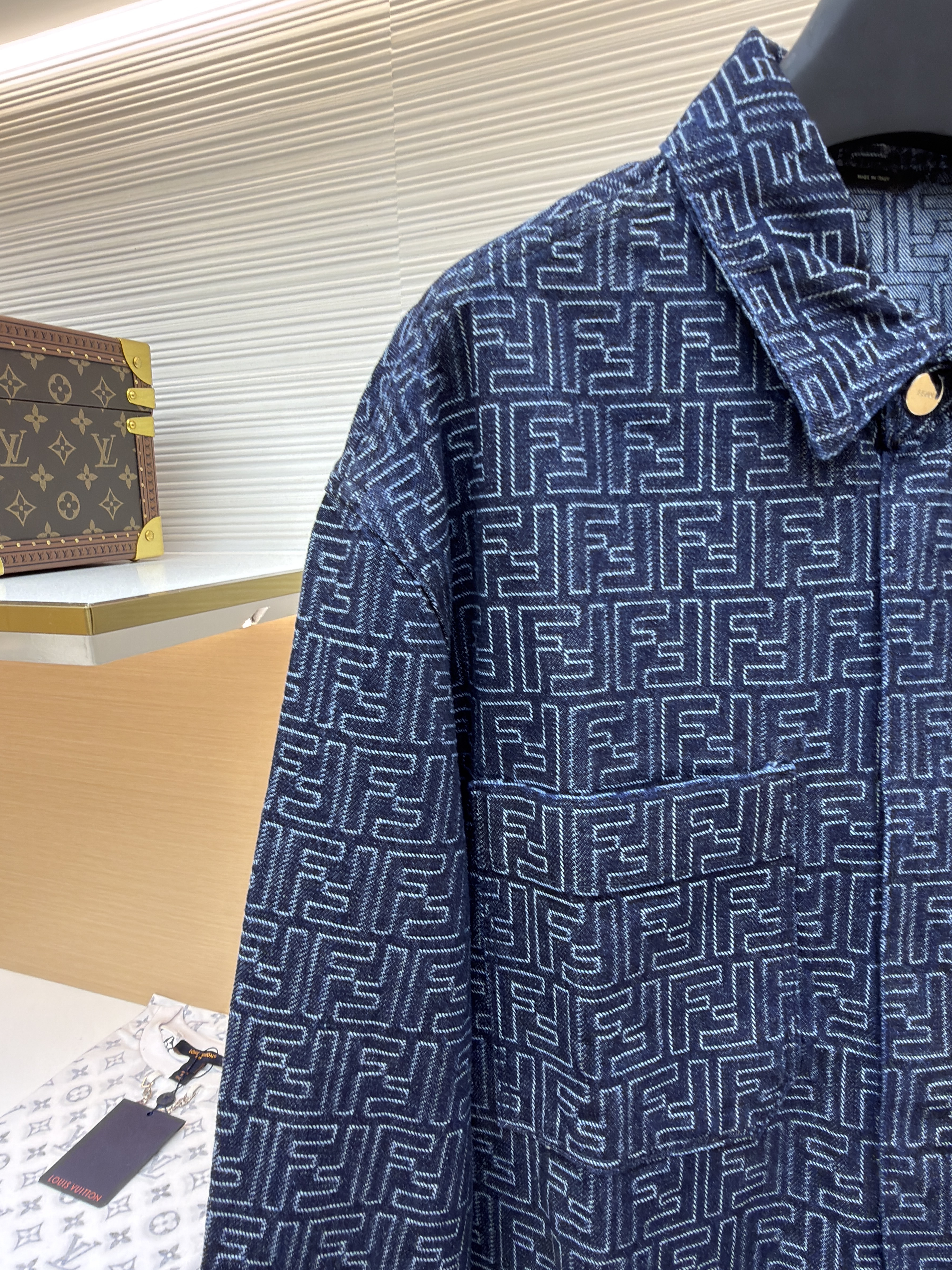 FENDI 芬迪 FF提花牛仔衬衫外套 牛仔衣 夹克 长袖 秋冬 蓝色 B0