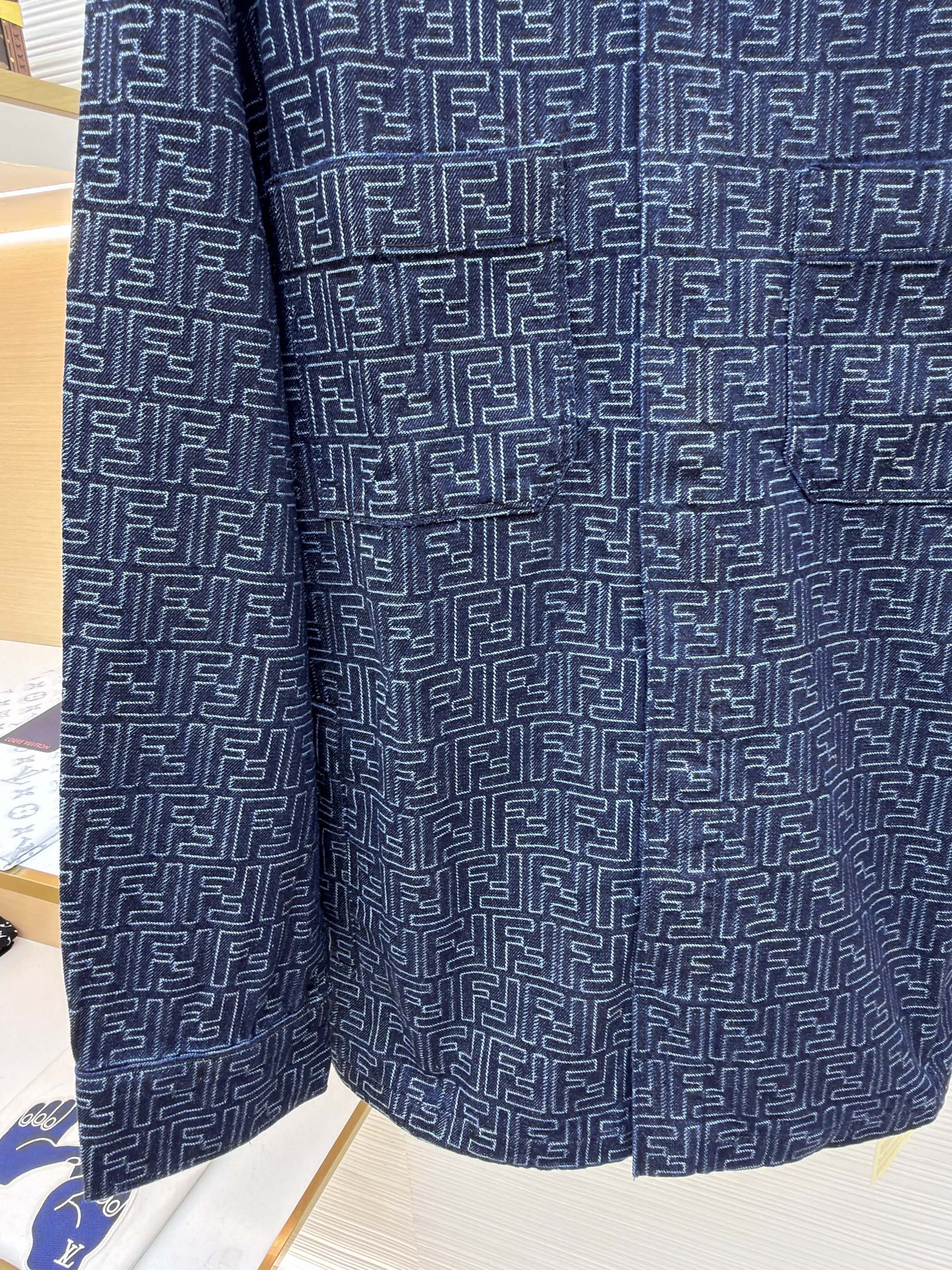 FENDI 芬迪 FF提花牛仔衬衫外套 牛仔衣 夹克 长袖 秋冬 蓝色 B0
